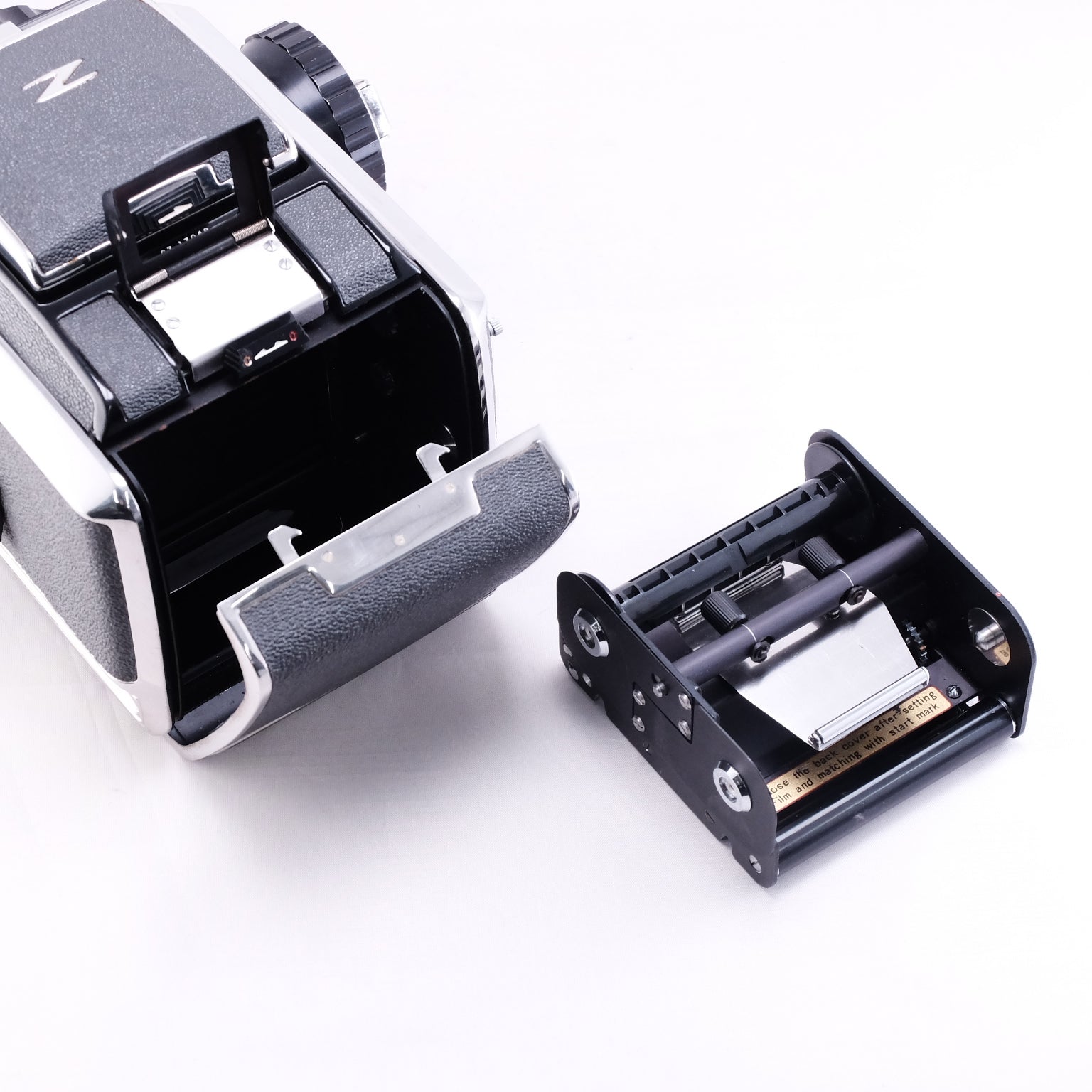 ZENZA BRONICA C + NIKKOR-P 75mm F2.8