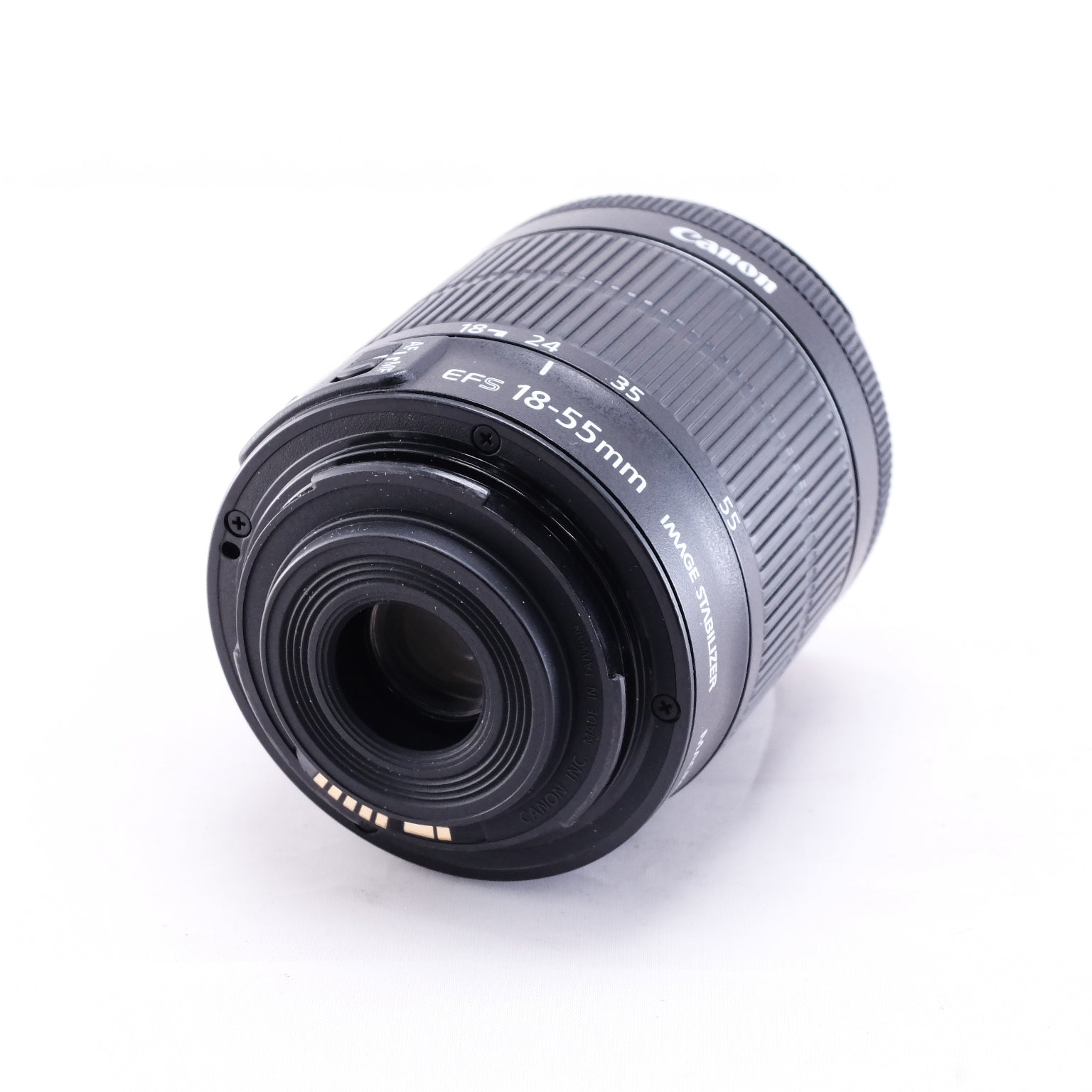 Canon EOS Kiss x8i + EF-S 18-55mm F3.5-5.6 IS STM