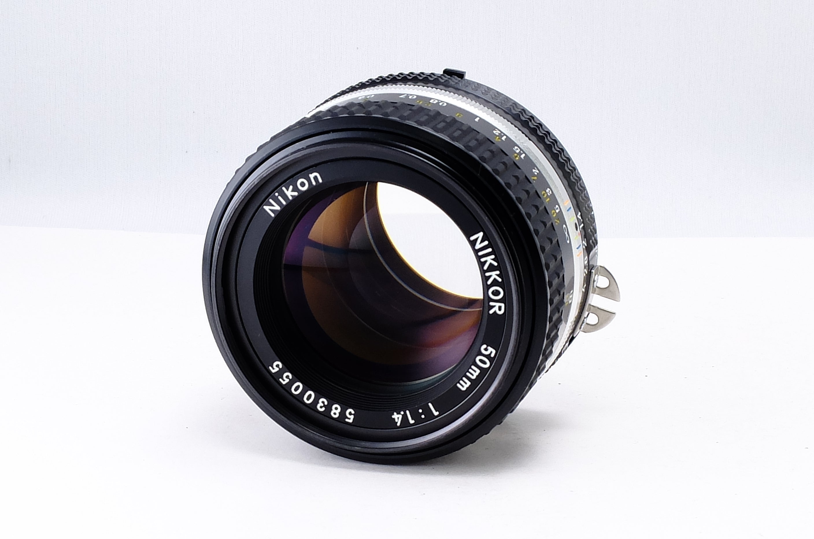 Nikon】 NIKKOR 50mm F1.4 Ai-s 元箱付き [ニコンFマウント] [1211820831760] – 東京CAMERA