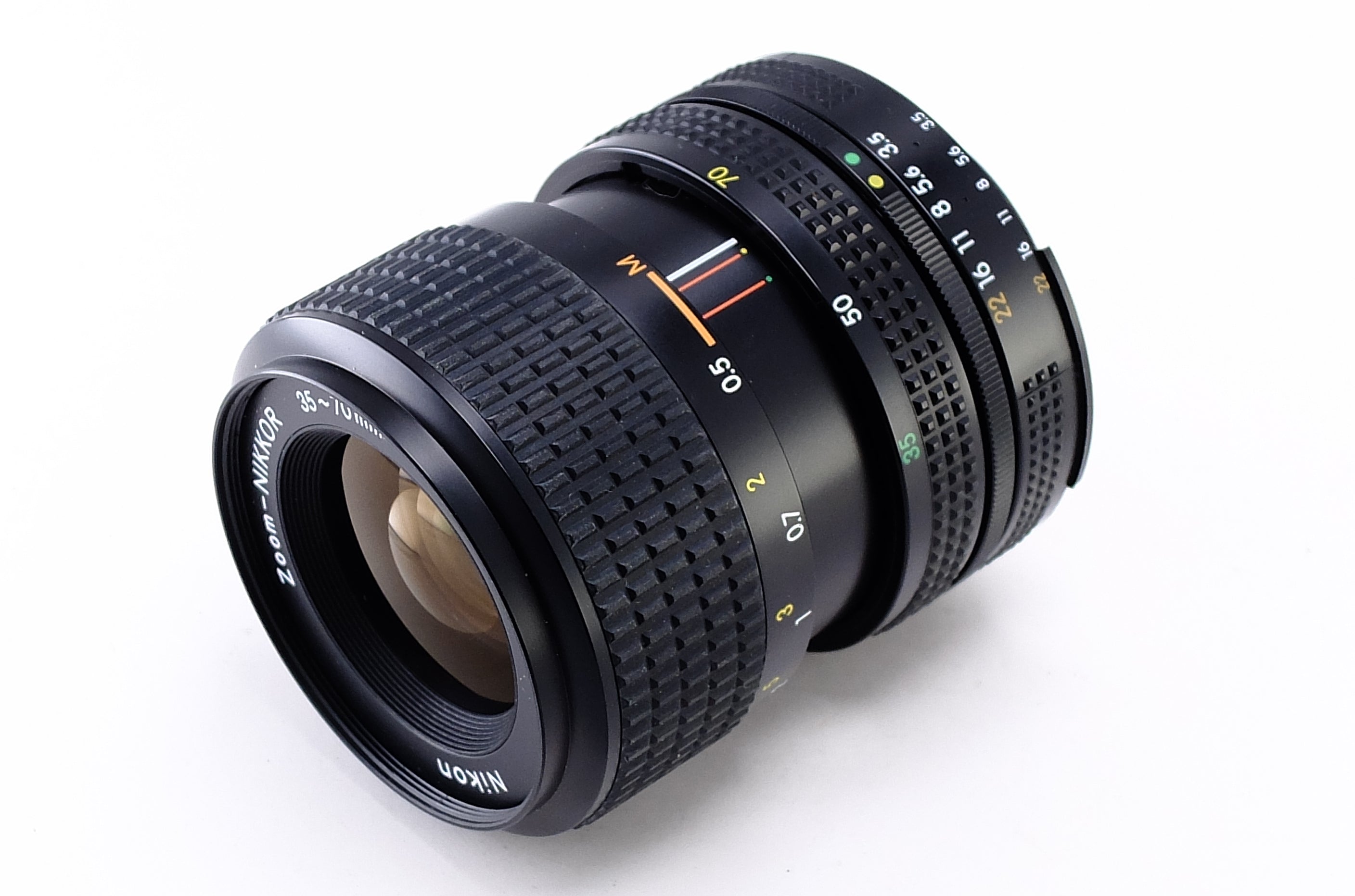 Nikon】FM10 + Zoom 35-70mm F3.5~4.8 [1132716122134] – 東京CAMERA