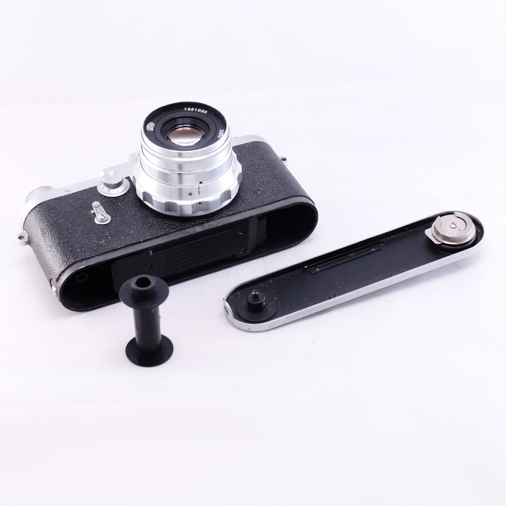 Leotax F + Industar 26M 52mm F2.8