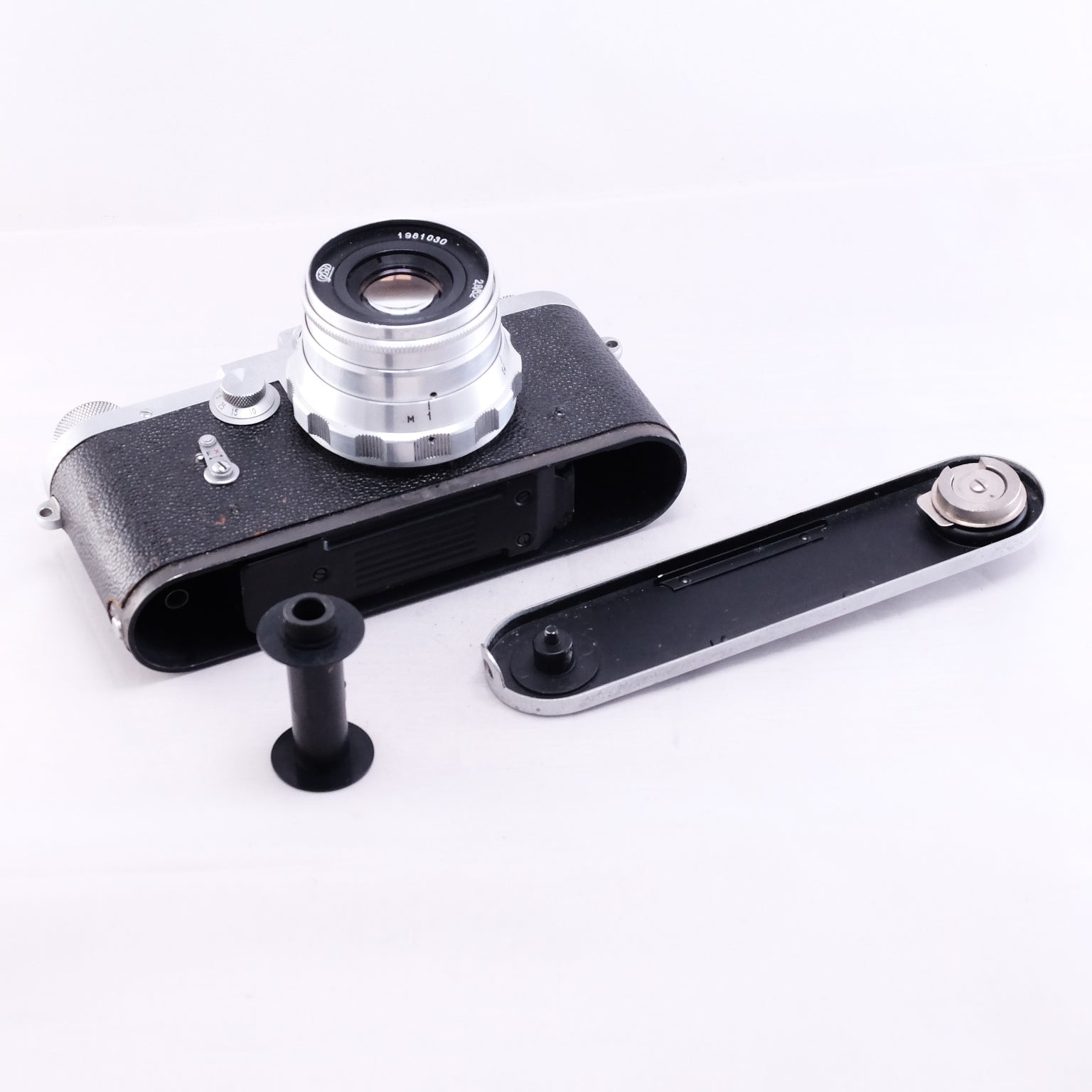 Leotax F + Industar 26M 52mm F2.8