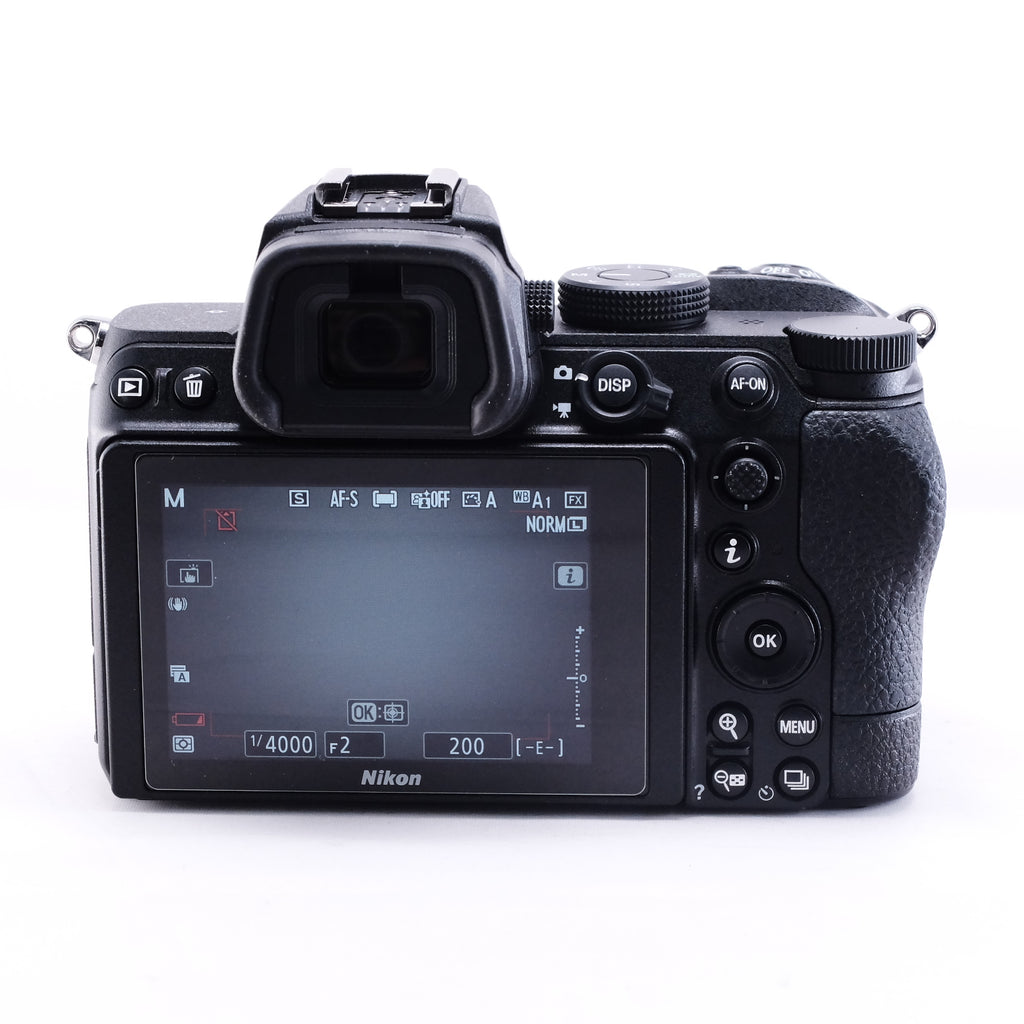 Nikon Z5 + NIKKOR Z 40mm F2