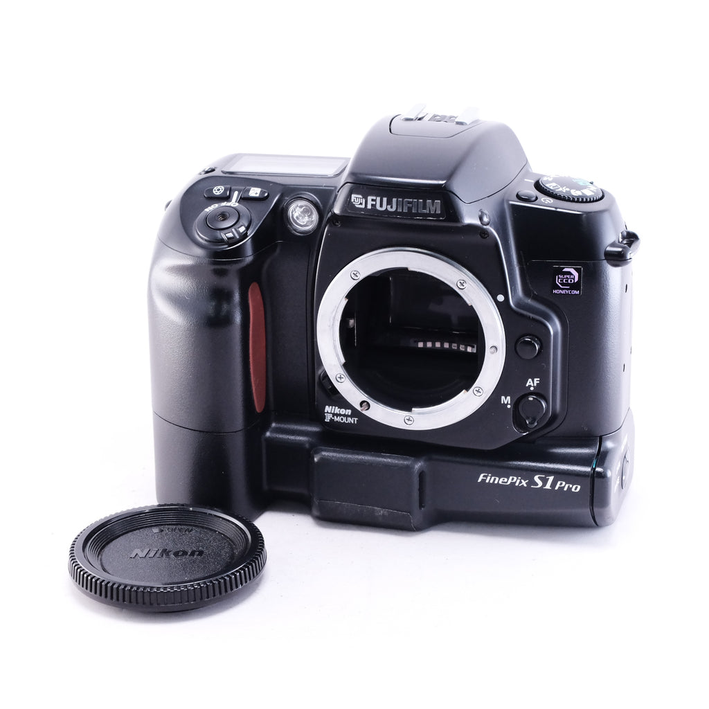 FUJIFILM FinePix S1 Pro