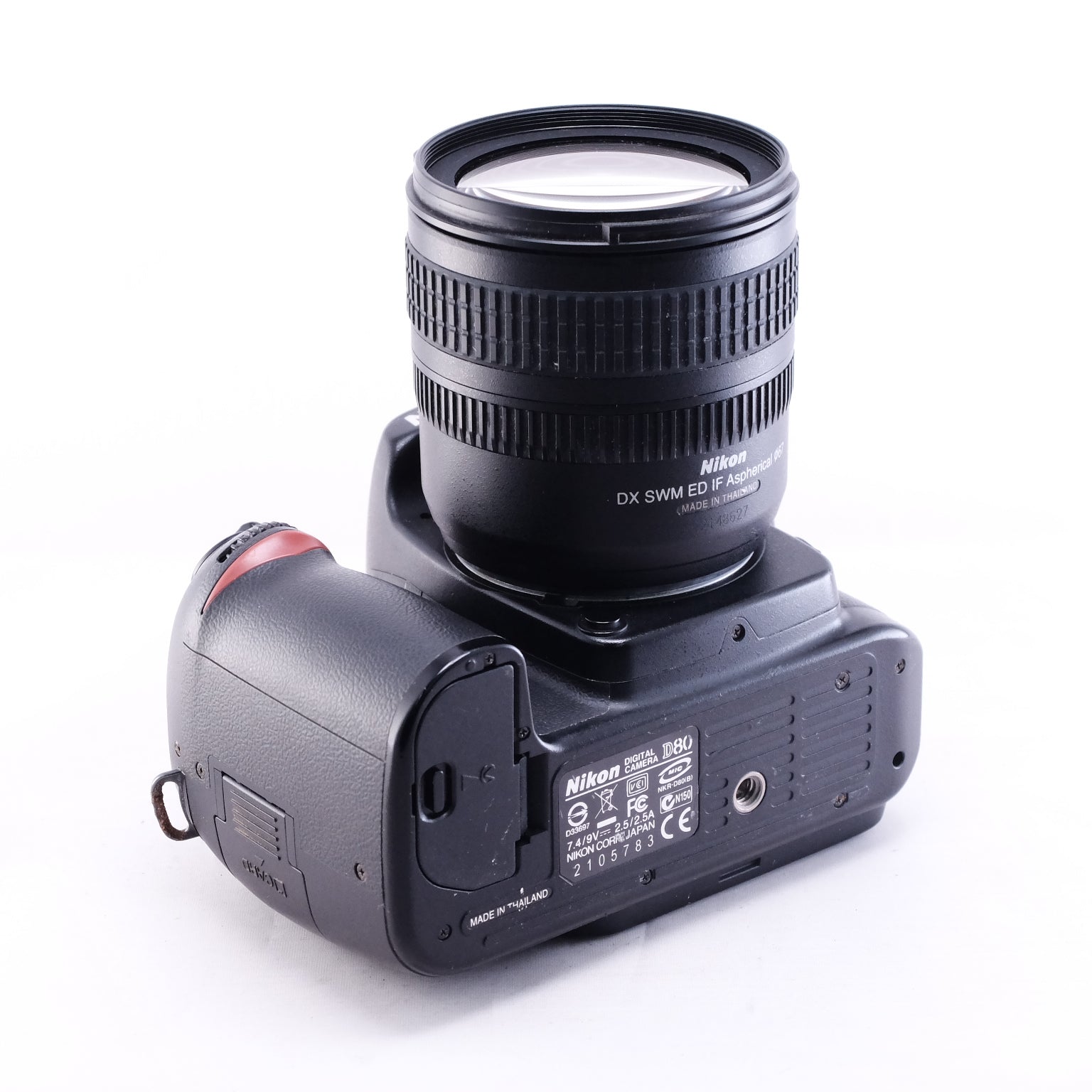 Nikon D80 + AF-S DX Zoom-Nikkor 18-70mm F3.5-4.5G IF-ED