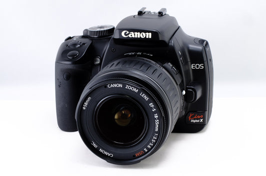 【Canon】EOS Kiss Digital X + EF-S 18-55mm F3.5-5.6 II USM [1026827569920]