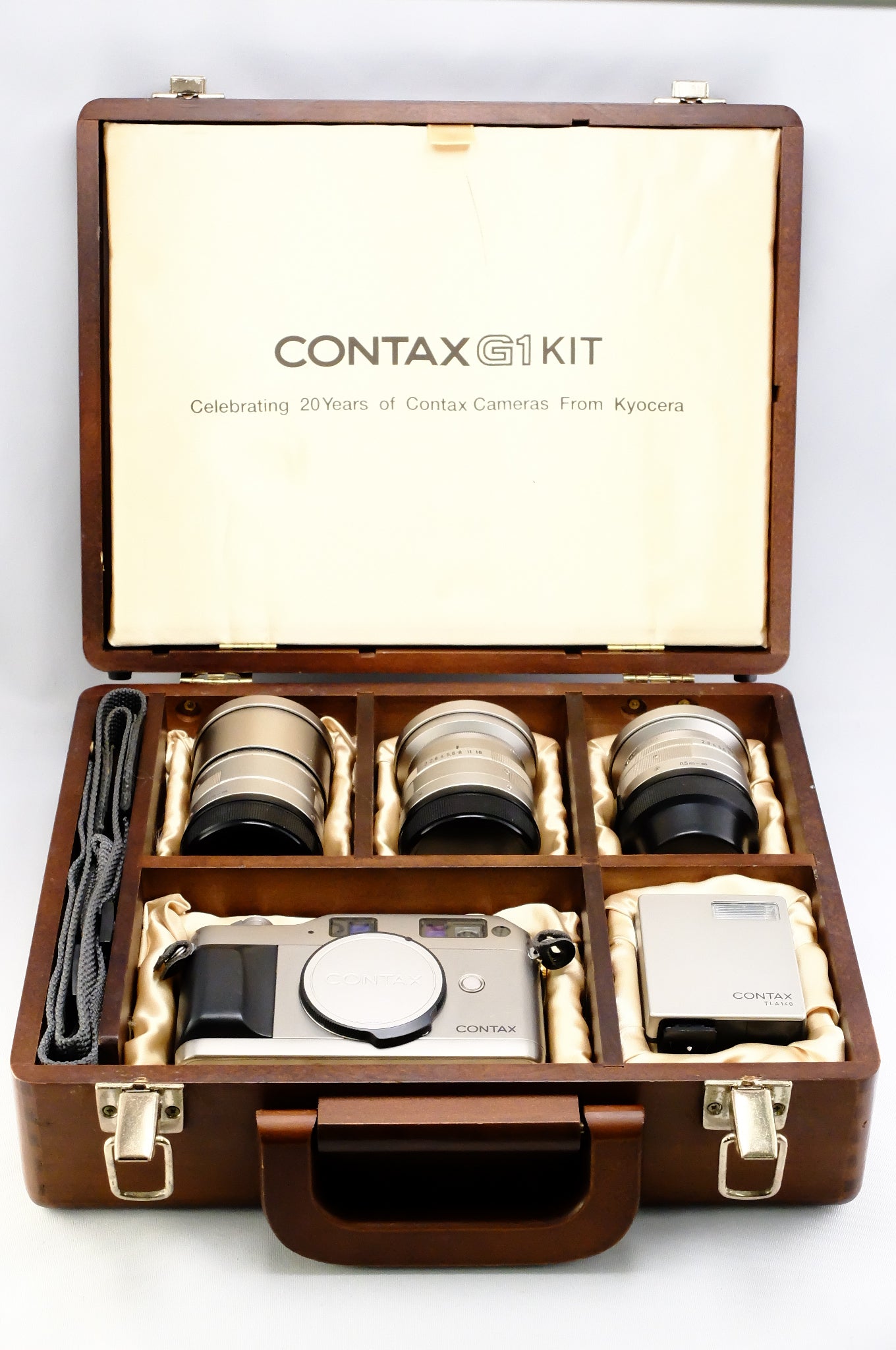 【CONTAX】G1 記念キット (レンズ３本、ストロボ） | 東京CAMERA