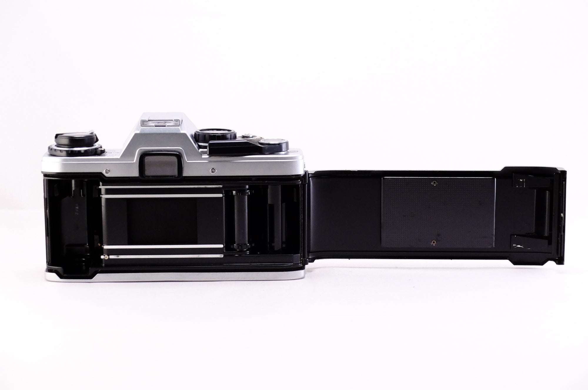 【OLYMPUS】OM10 (Silver) #1313053216527 | 東京CAMERA
