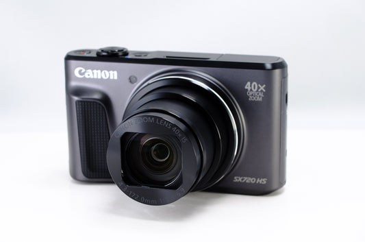 【Canon】PowerShot SX720 HS 元箱付き [1023925225831]