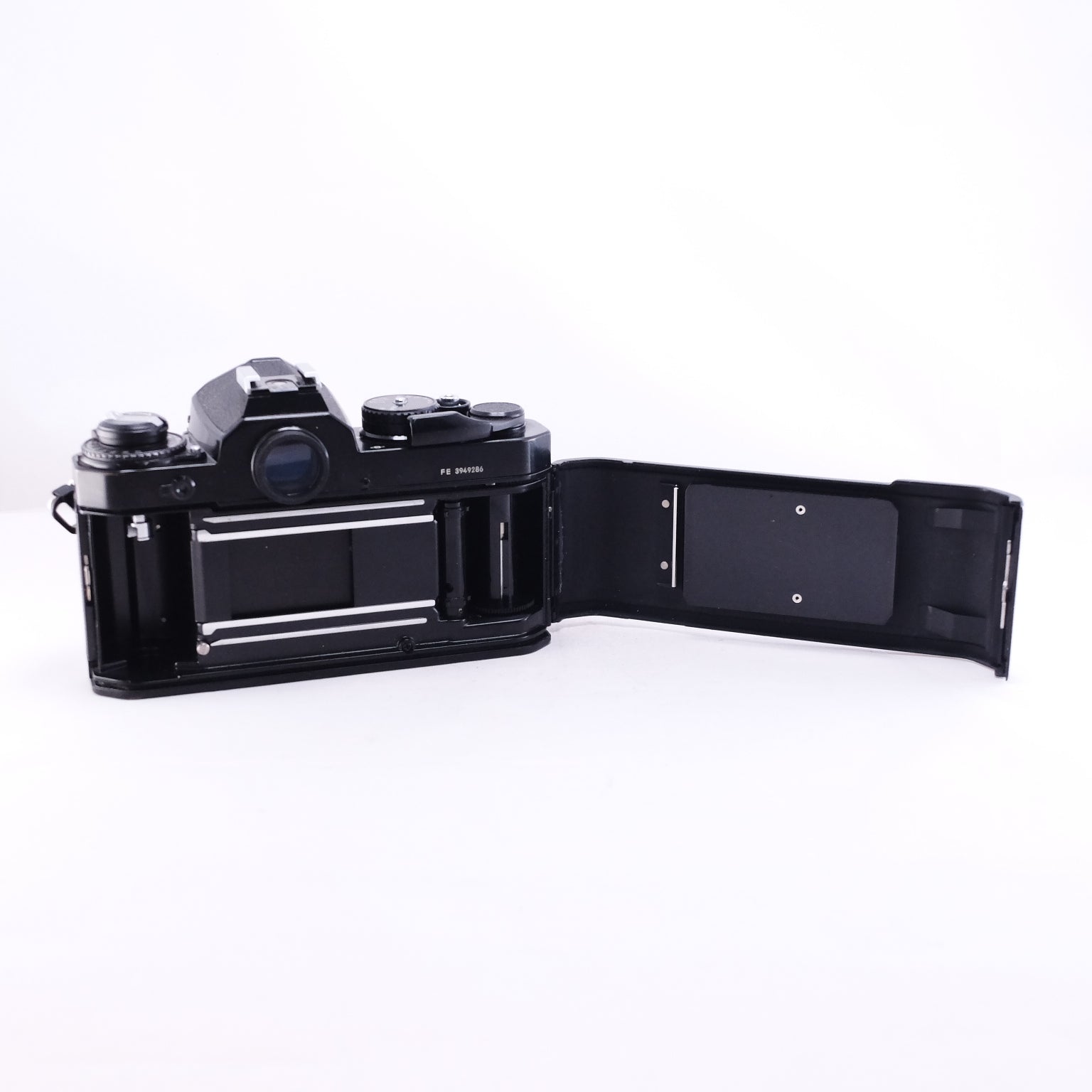 Nikon FE (Black)