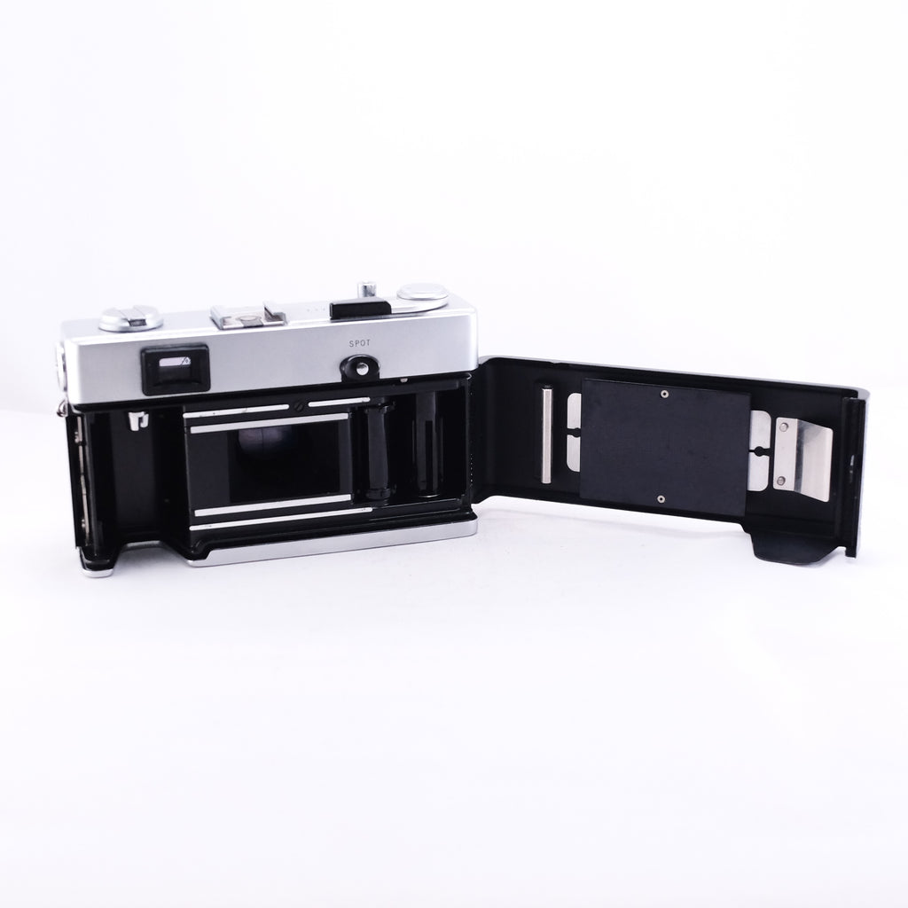 OLYMPUS 35SP (Silver)