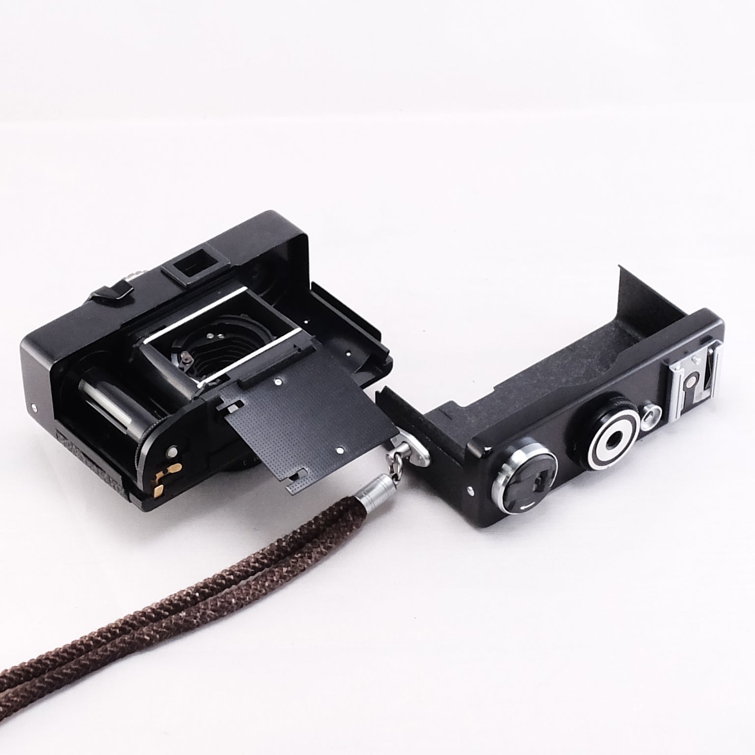 【Rollei】 Rollei B35 Singapore #1601154425333 | 東京CAMERA