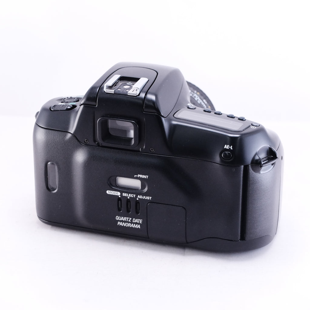 Nikon F50 + AF 35-70/3.3-4.5 (フィルム&電池付き)