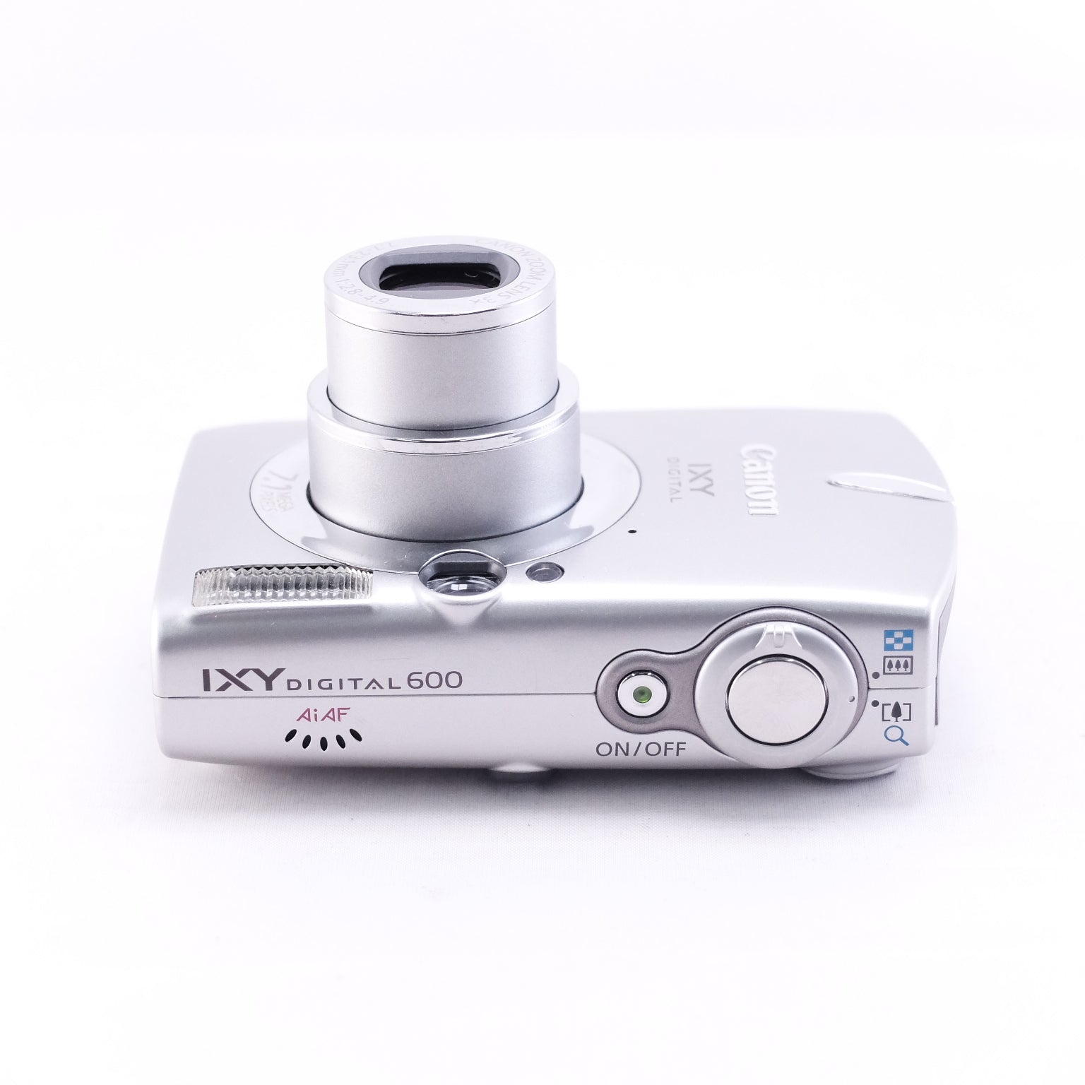 2005　Canon IXY DIGITAL 600