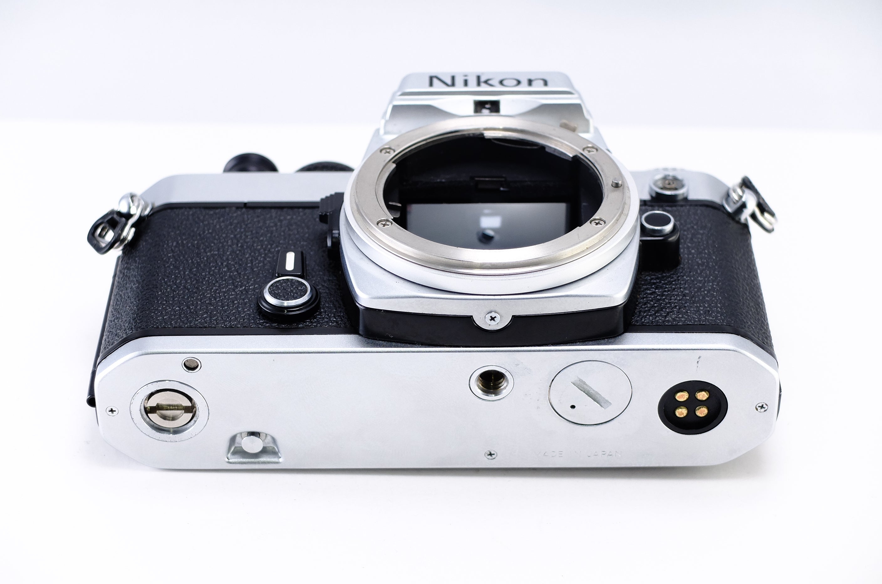 Nikon】FE (シルバー) + Zoom-NIKKOR 35-70mm F3.3-4.5 Ai-S 