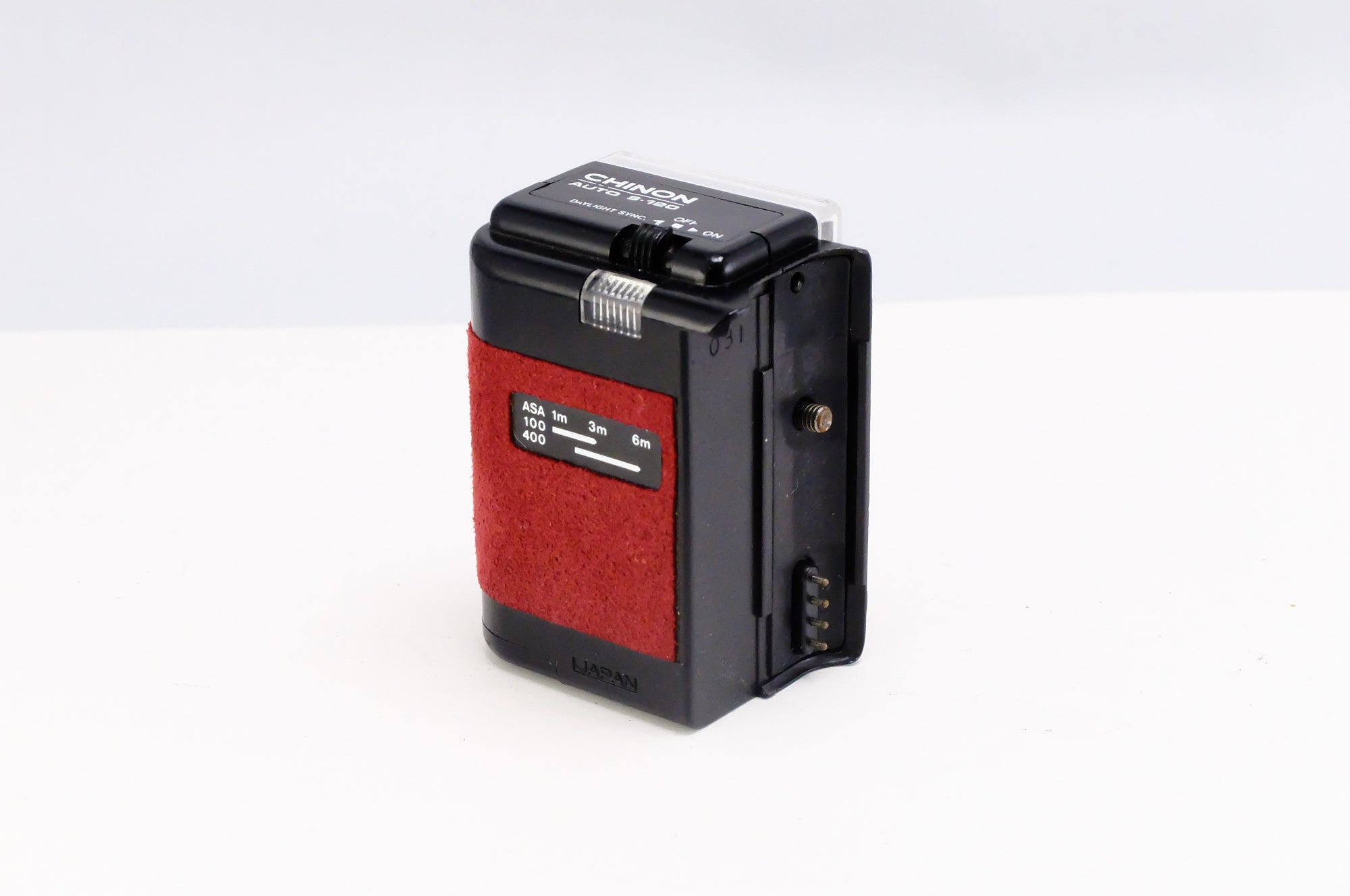 【CHINON】べラミ (ワインレッド) + AUTO S-120 ストロボ付属 | 東京CAMERA
