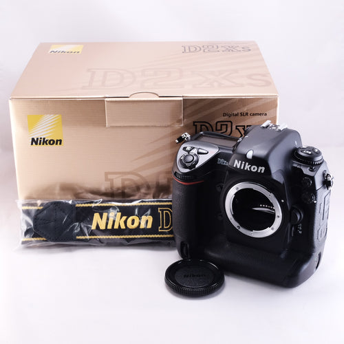 NIKON D2Xs