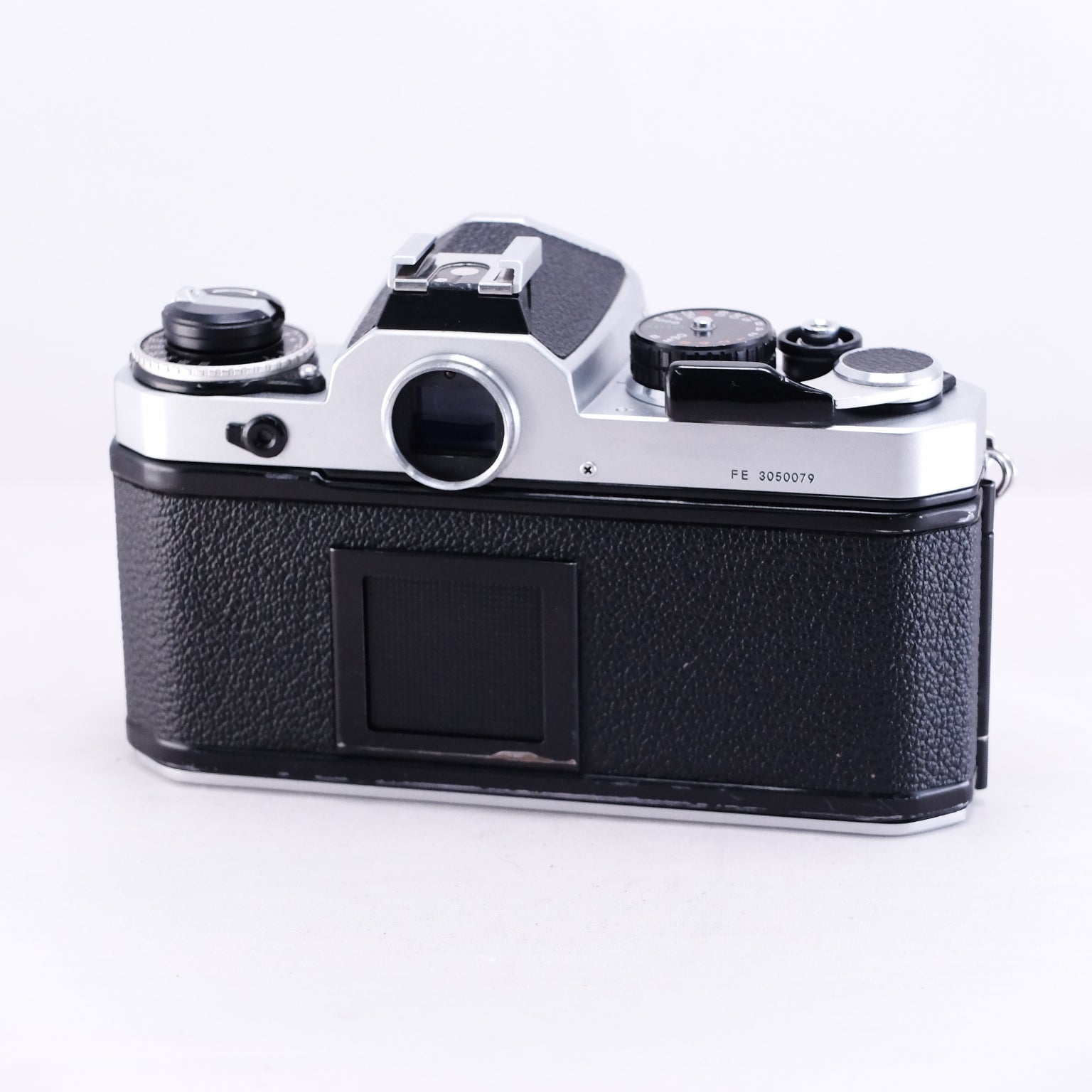 Nikon FE (Silver) ※整備品