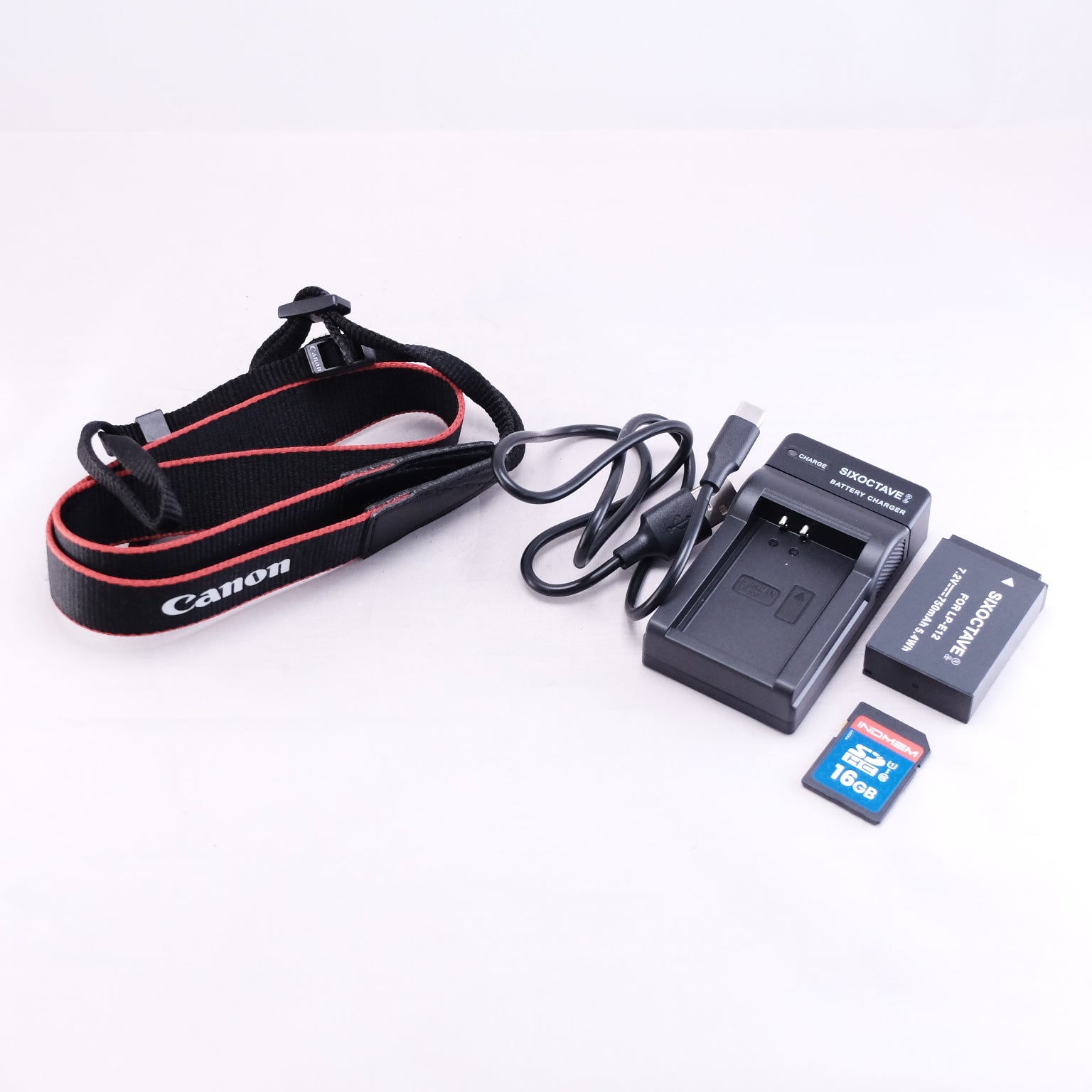 Canon EOS M50 (EOS Kiss M) + EF-M 15-45mm