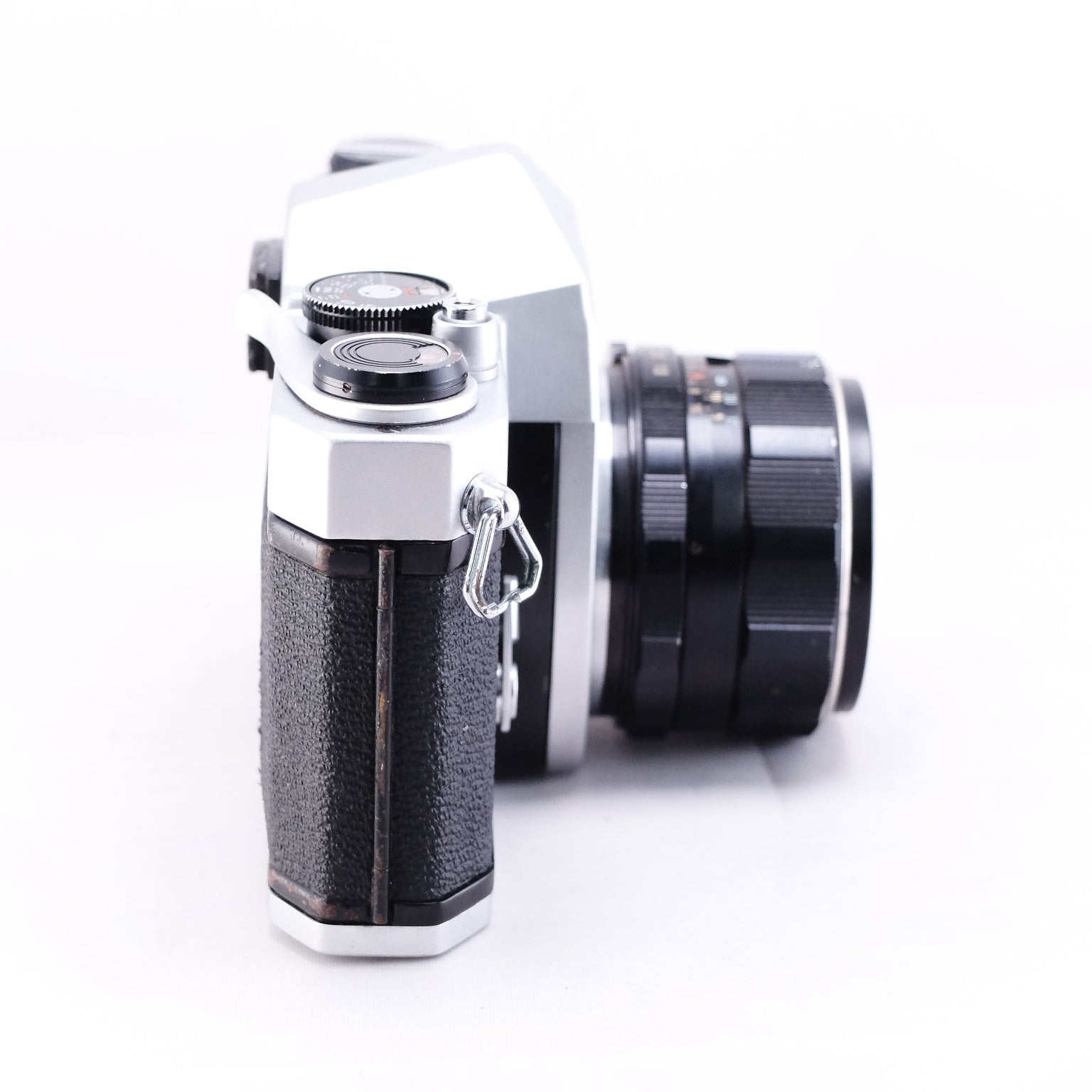 【PENTAX】SP シルバー + Super-Multi-Coated TAKUMAR 55mm F1.8 #1031749390316 | 東京CAMERA
