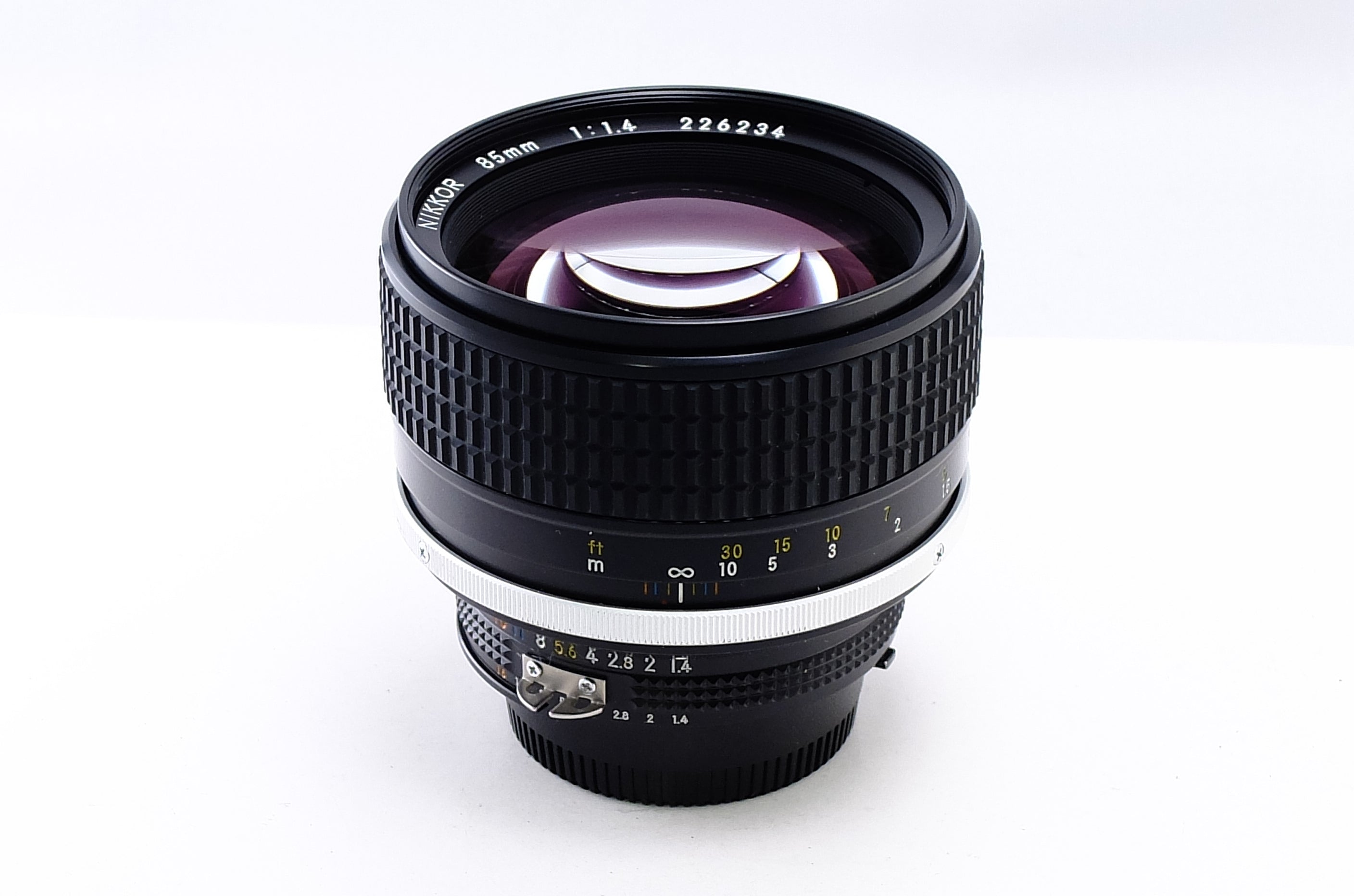 Nikon】NIKKOR 85mm F1.4 Ai-S [ニコンFマウント] – 東京CAMERA