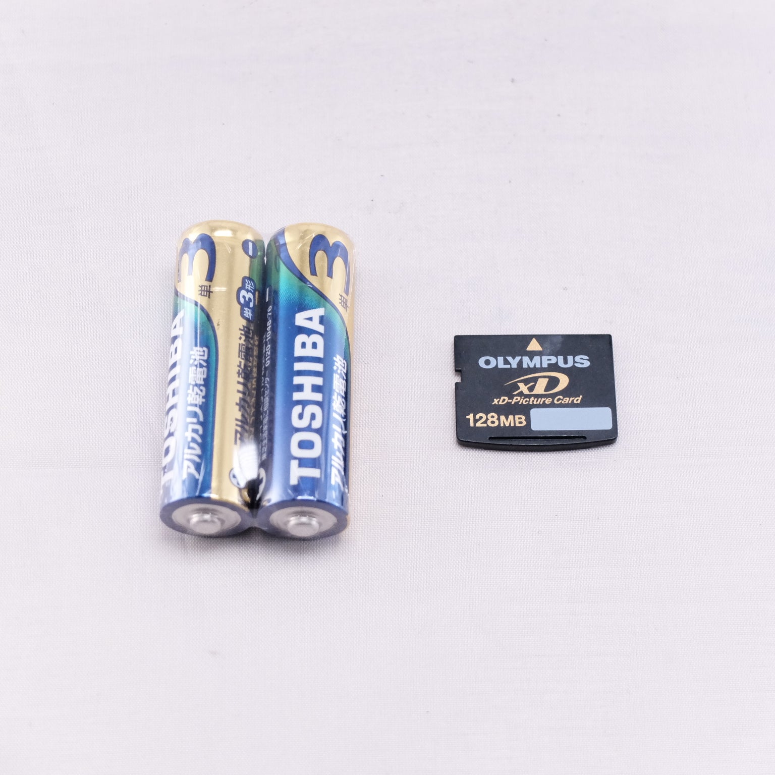 動作確認済み　FUJIFILM FinePix A500 単三電池 Fujifilm A500 Review - Imaging Resource