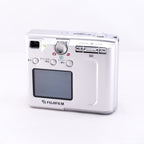 【FUJIFILM】FinePix 4500（シルバー）#1148358206790 （メモリーカード&電池付き） | 東京CAMERA