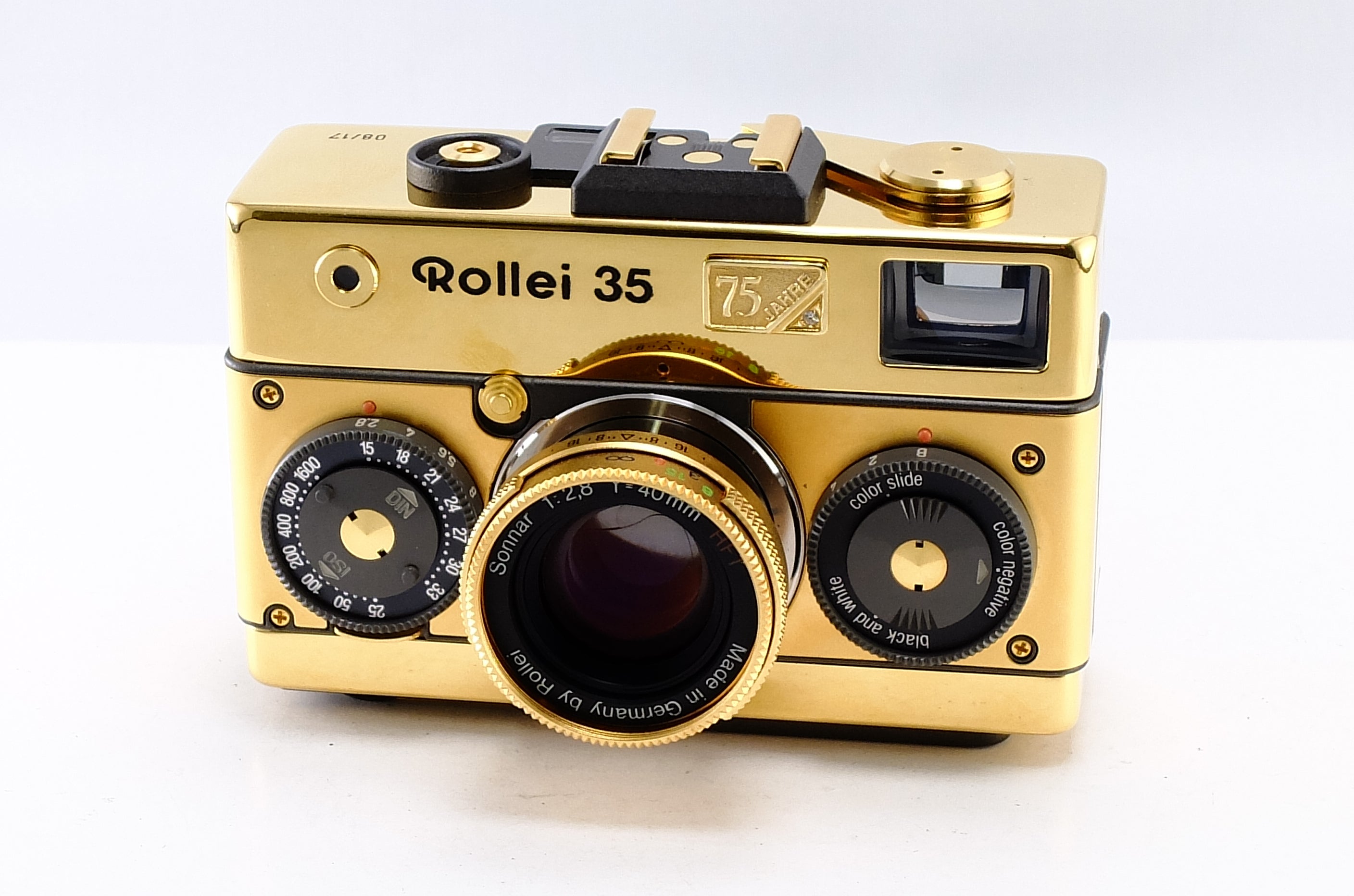 Rollei】Rollei 35 Classic Gold Edition 75 Years Sonnar 40mm F2.8 [17 –  東京CAMERA
