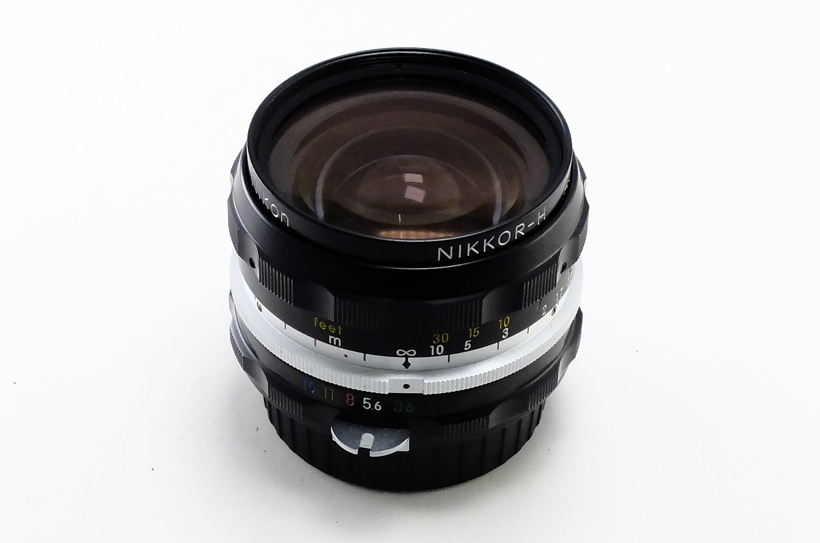 Nikon】非Ai NIKKOR-H Auto 28mm F3.5 [ニコンFマウント] – 東京CAMERA