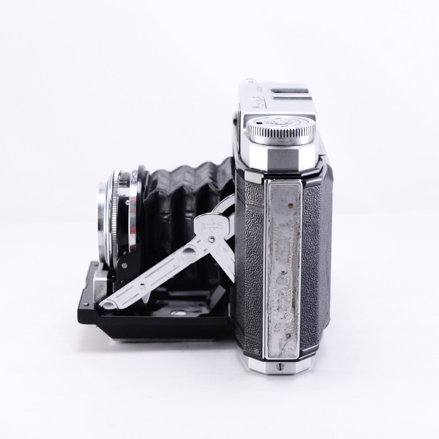 フィルムカメラ MAMIYA Mamiya（マミヤ）のフィルムカメラ代表機種まとめ 中判の雄の
