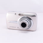 OLYMPUS μDIGITAL 600 (with memory card, battery, and charger)