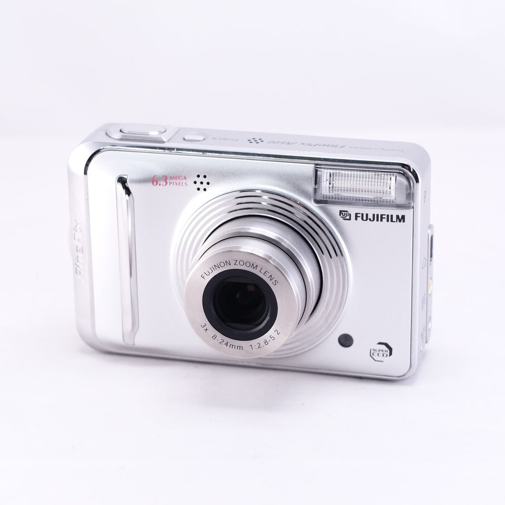 FUJIFILM  FinePix A600（メモリーカード&電池付き）