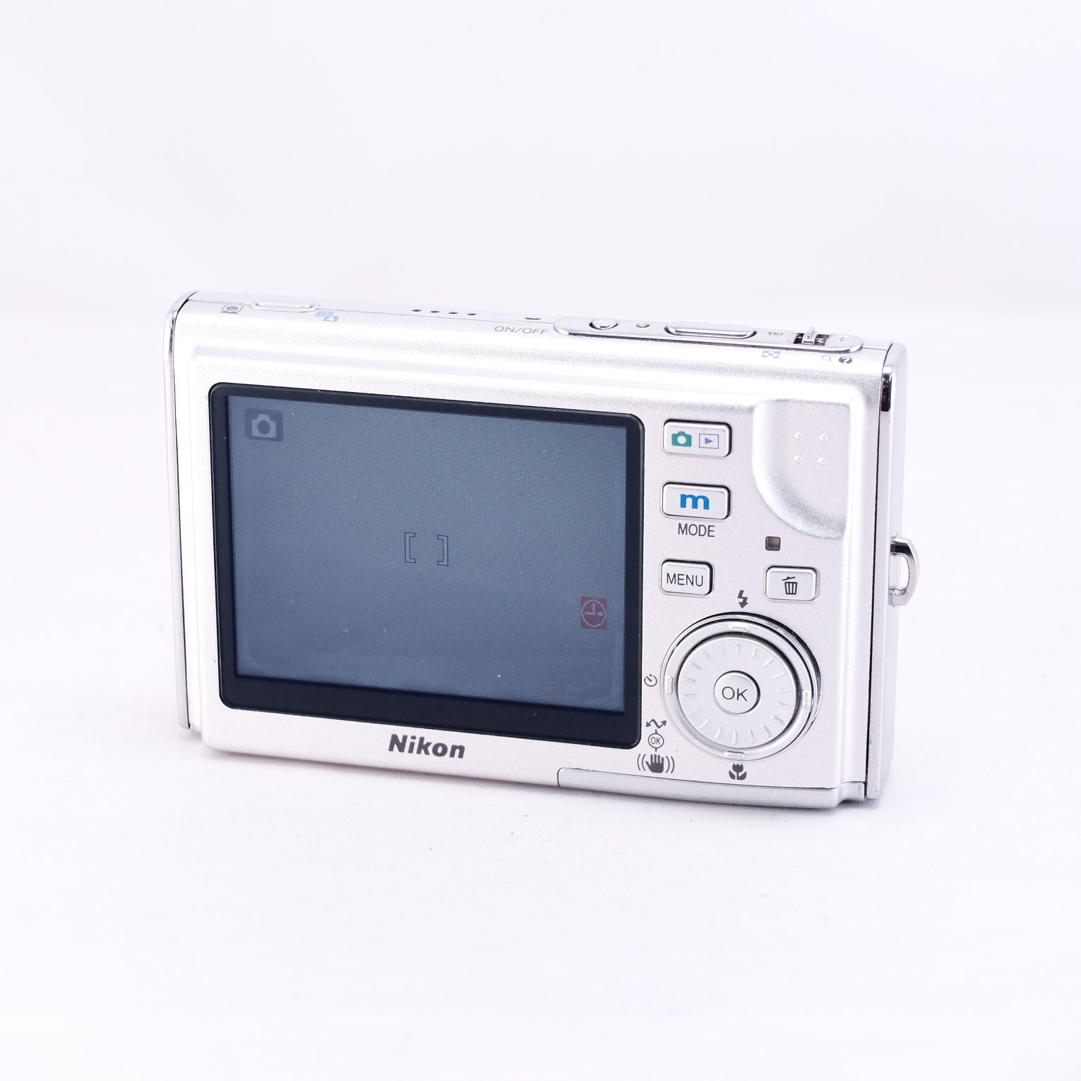 デジカメ 本体+バッテリー Nikon Coolpix S8 コンデジ 楽天市場】ニコン coolpix s8 バッテリーの通販