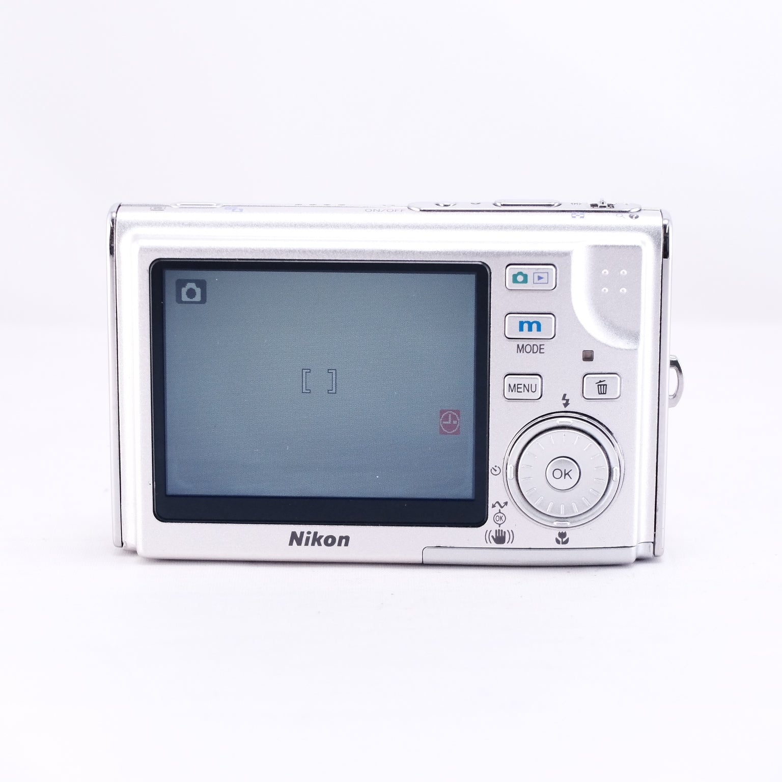 【Nikon】COOLPIX S8（メモリーカード&バッテリー/充電器付き）