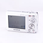【OLYMPUS】CAMEDIA FE-200（メモリーカード&バッテリー/充電器付き）