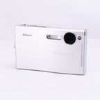 【Nikon】COOLPIX S5（メモリーカード&バッテリー/充電器付き）