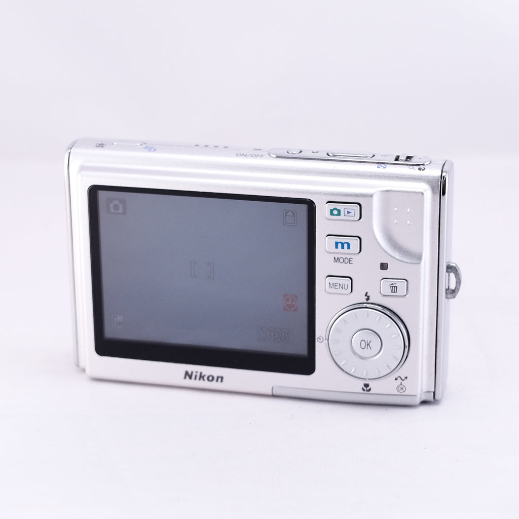 【Nikon】COOLPIX S5（メモリーカード&バッテリー/充電器付き）