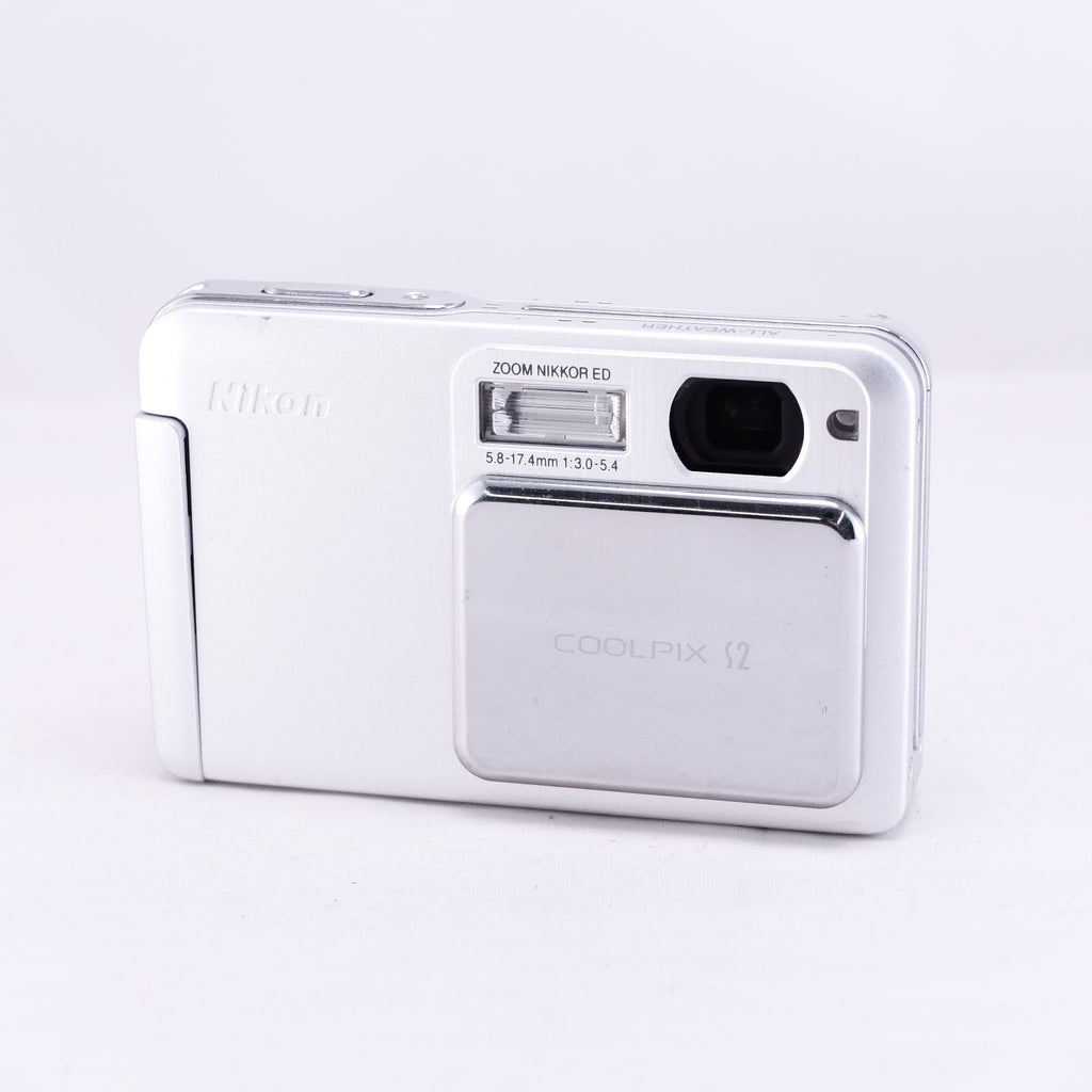 【Nikon】COOLPIX S2（メモリーカード&バッテリー/充電器付き）
