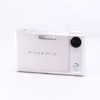 【FUJIFILM】FinePix Z2（メモリーカード&バッテリー/充電器付き）
