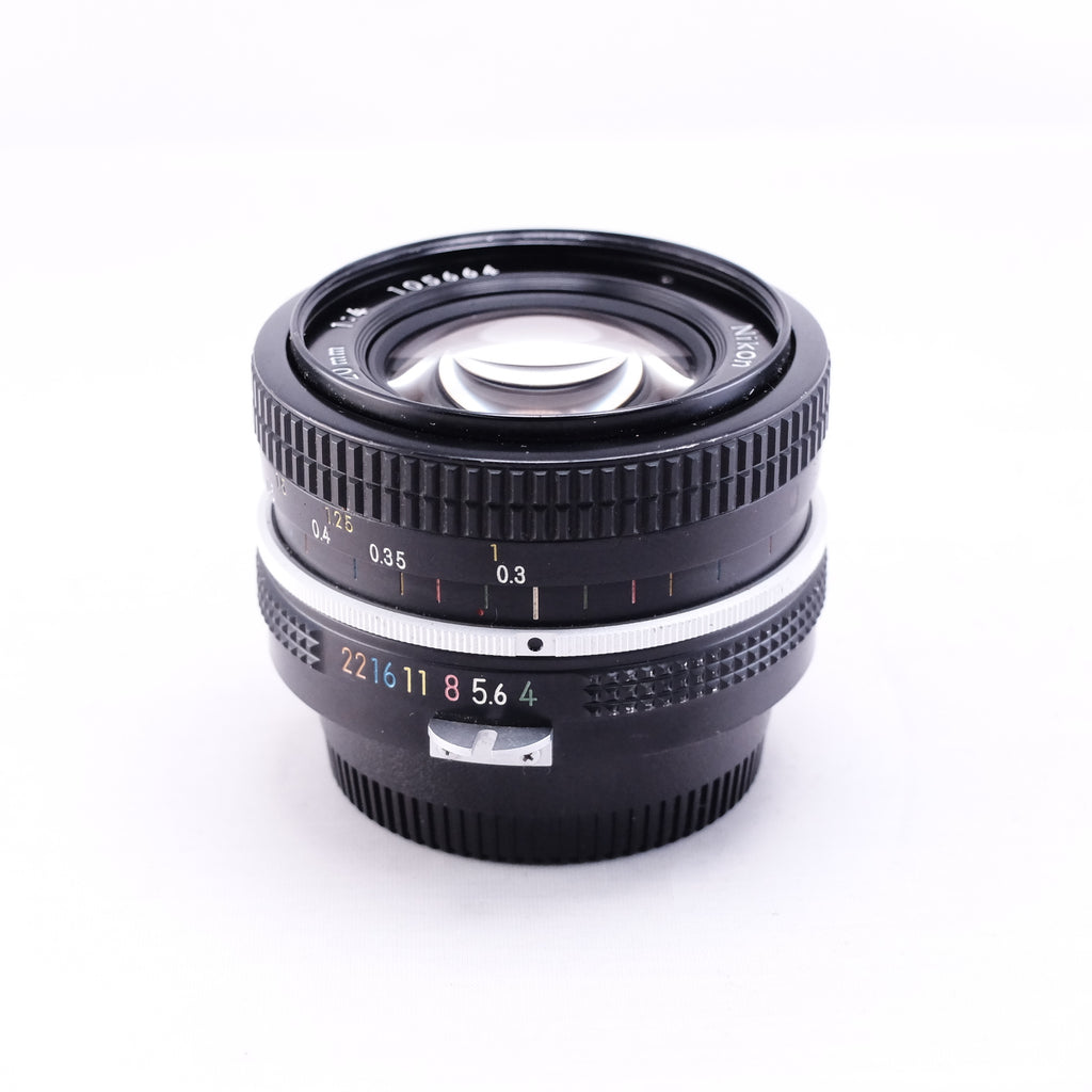 Nikon Non-Ai NIKKOR 20mm F4 [F]
