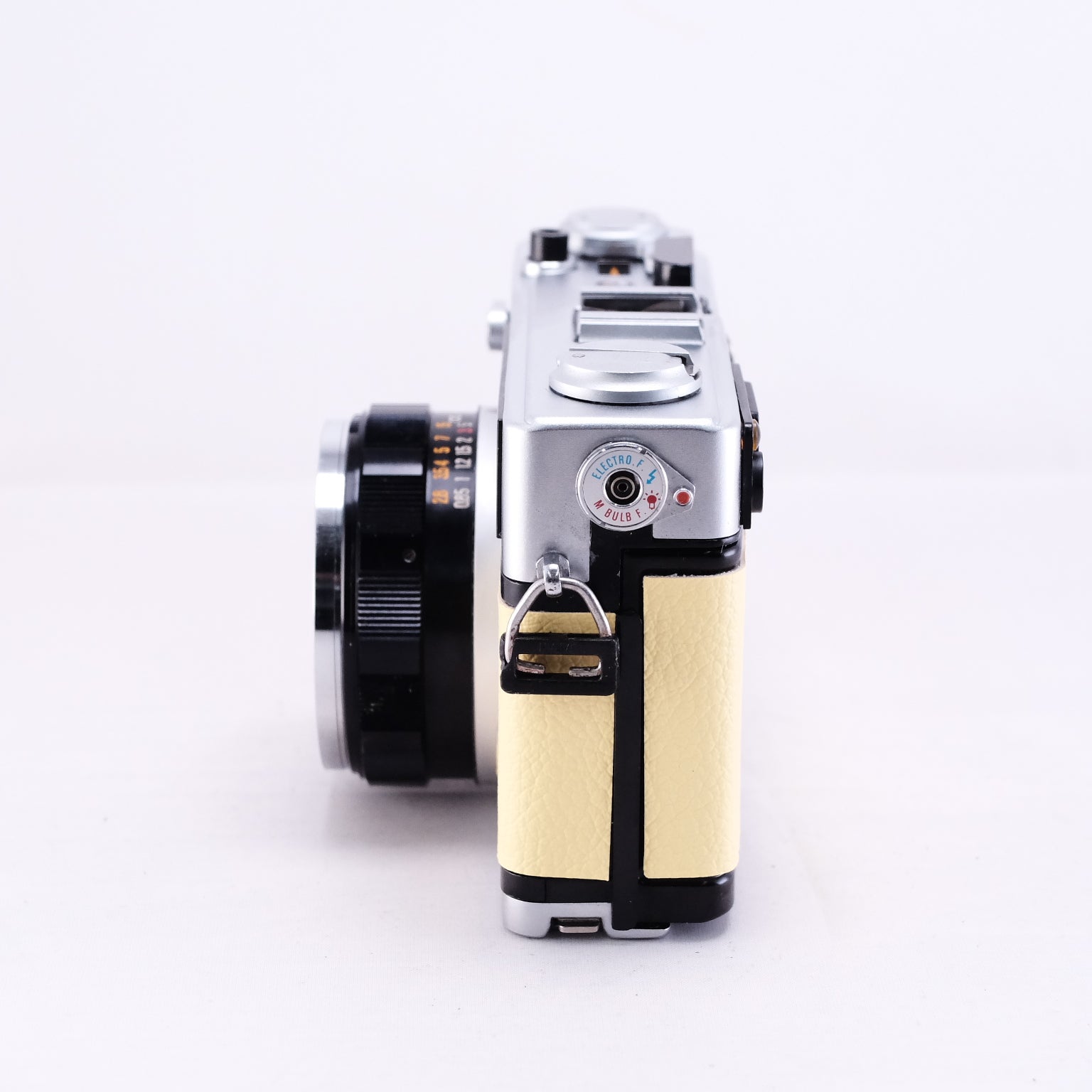 OLYMPUS 35DC (Egg Yellow)