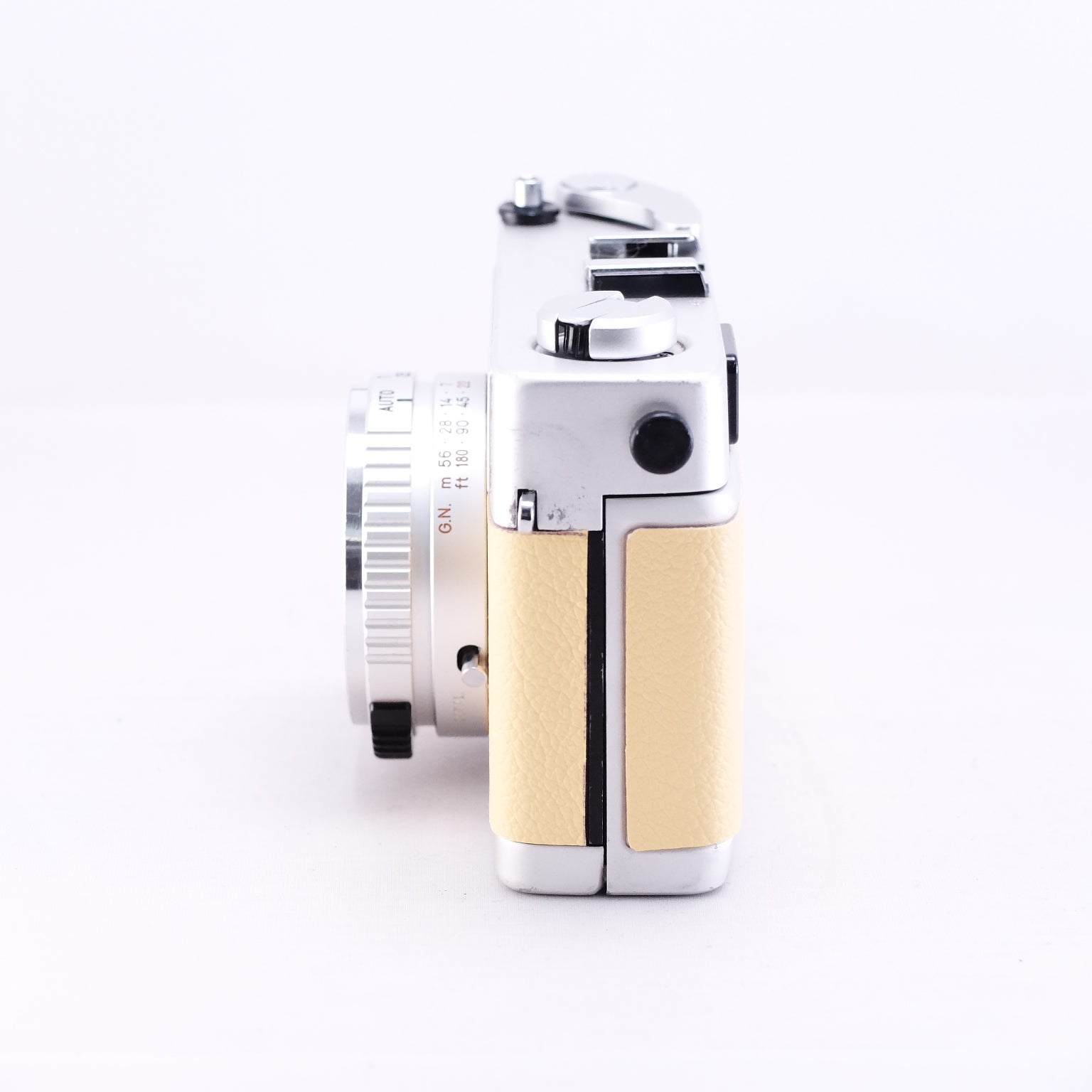 Konica C35 Flashmatic (Egg Yellow) ※整備品 – 東京CAMERA