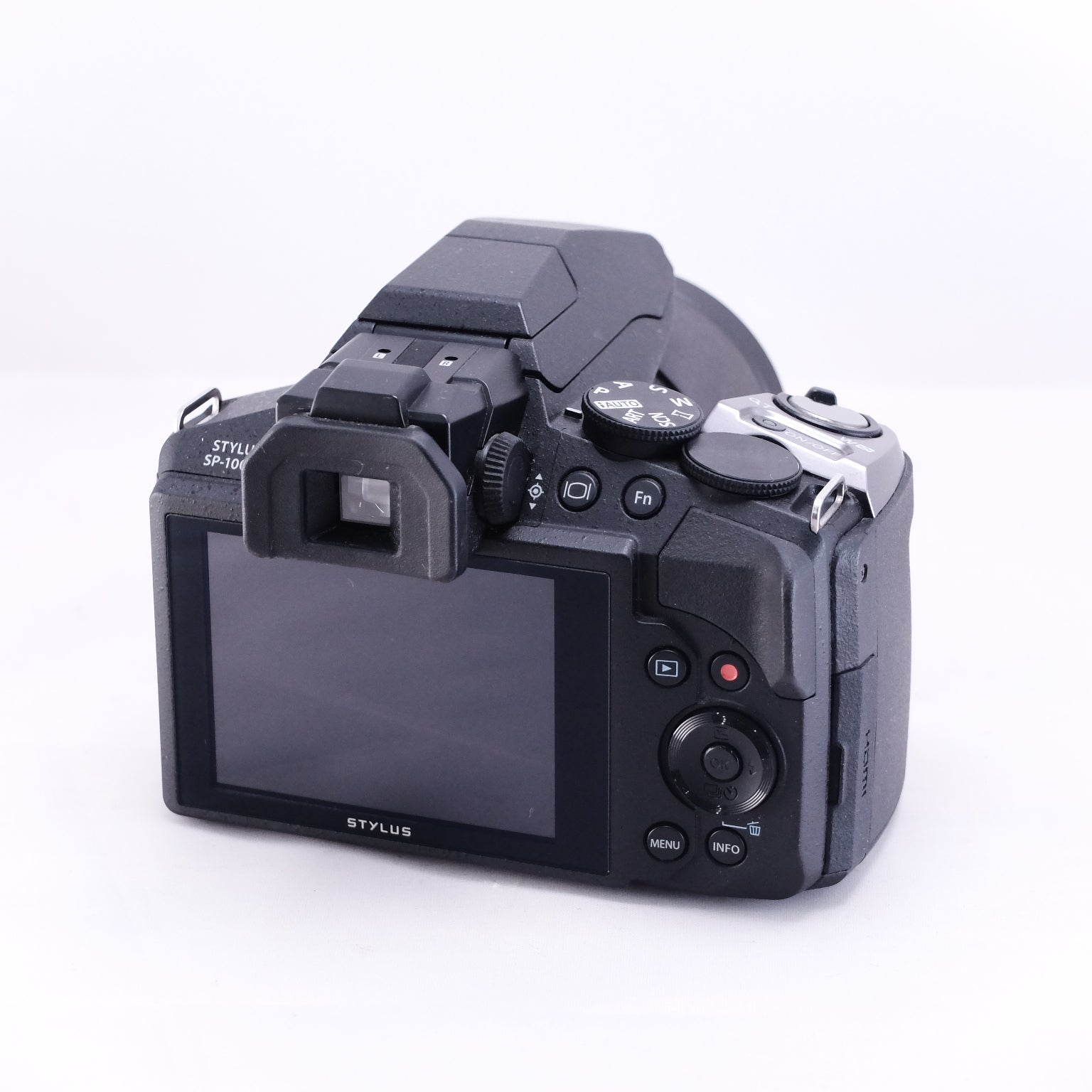 2014　OLYMPUS SP-100EE