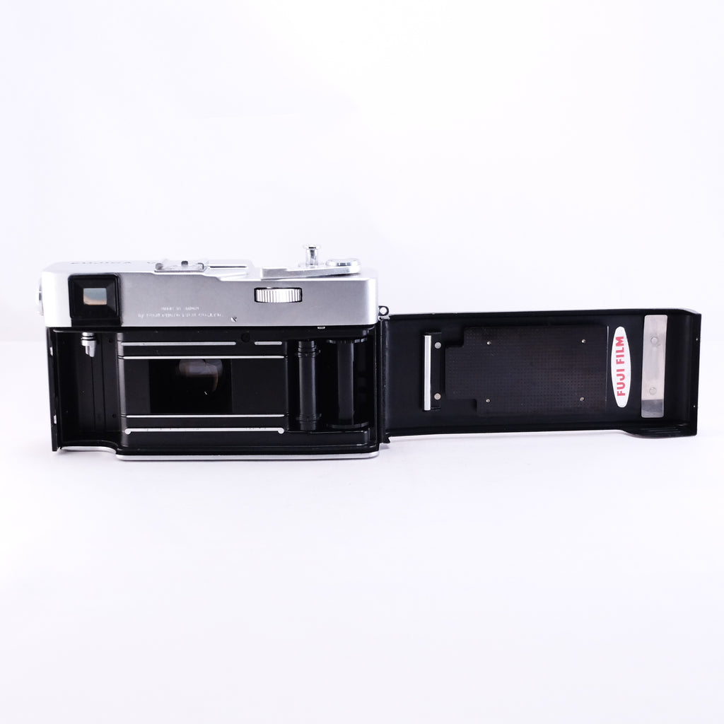 FUJIFILM FUJICA V2