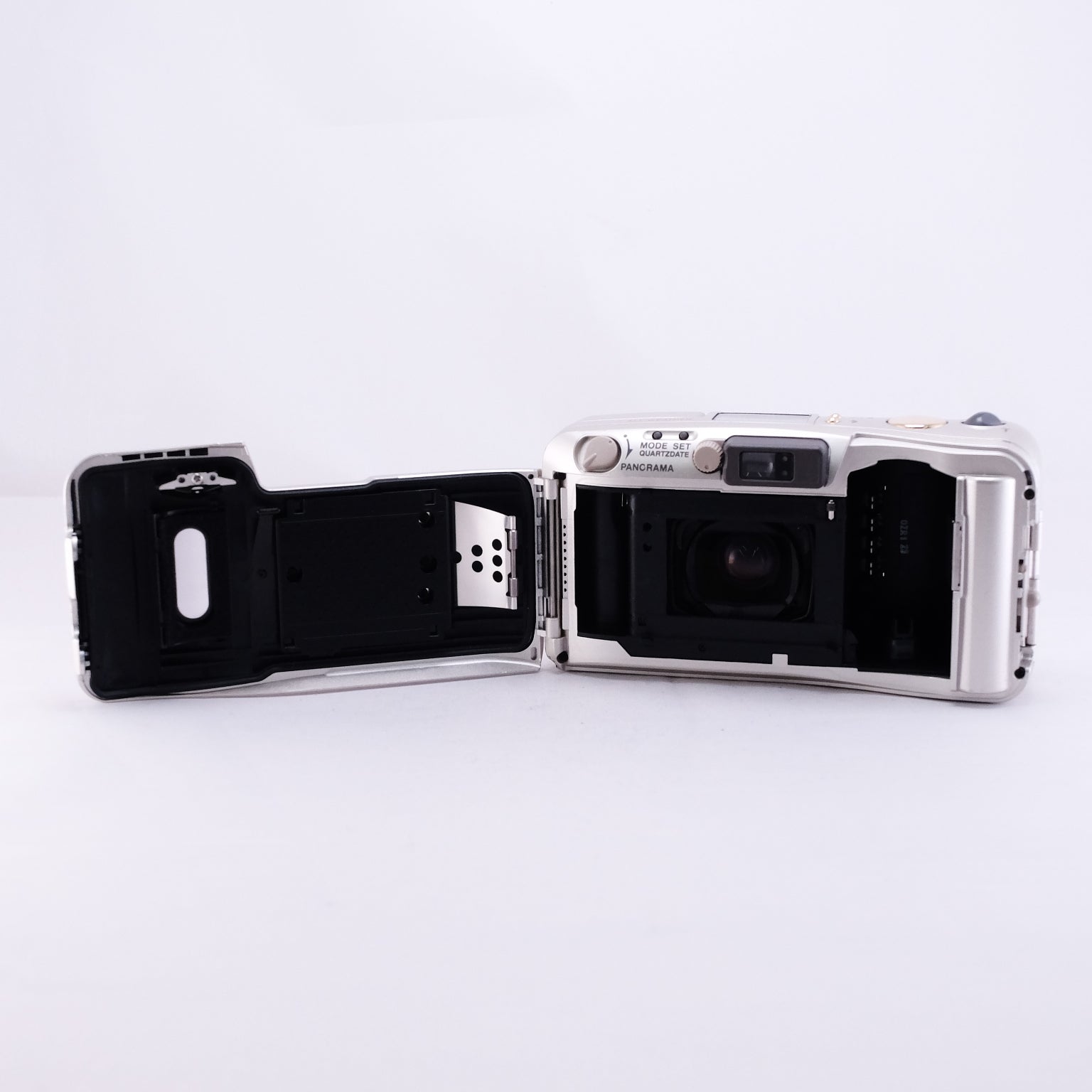 OLYMPUS μ[mju:] ミュー ZOOM 115 (ゴールド)