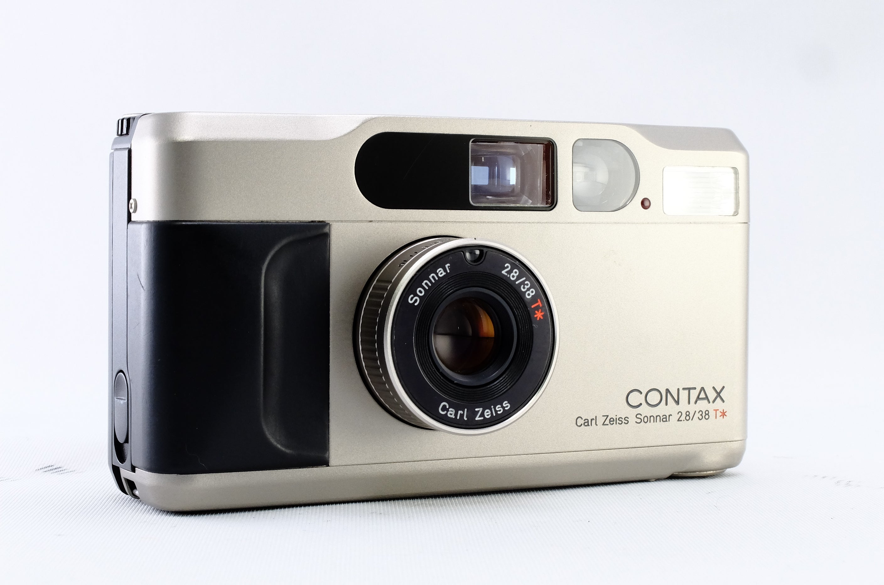 CONTAX】T2 チタン 元箱等一式付属[1067026668921] – 東京CAMERA