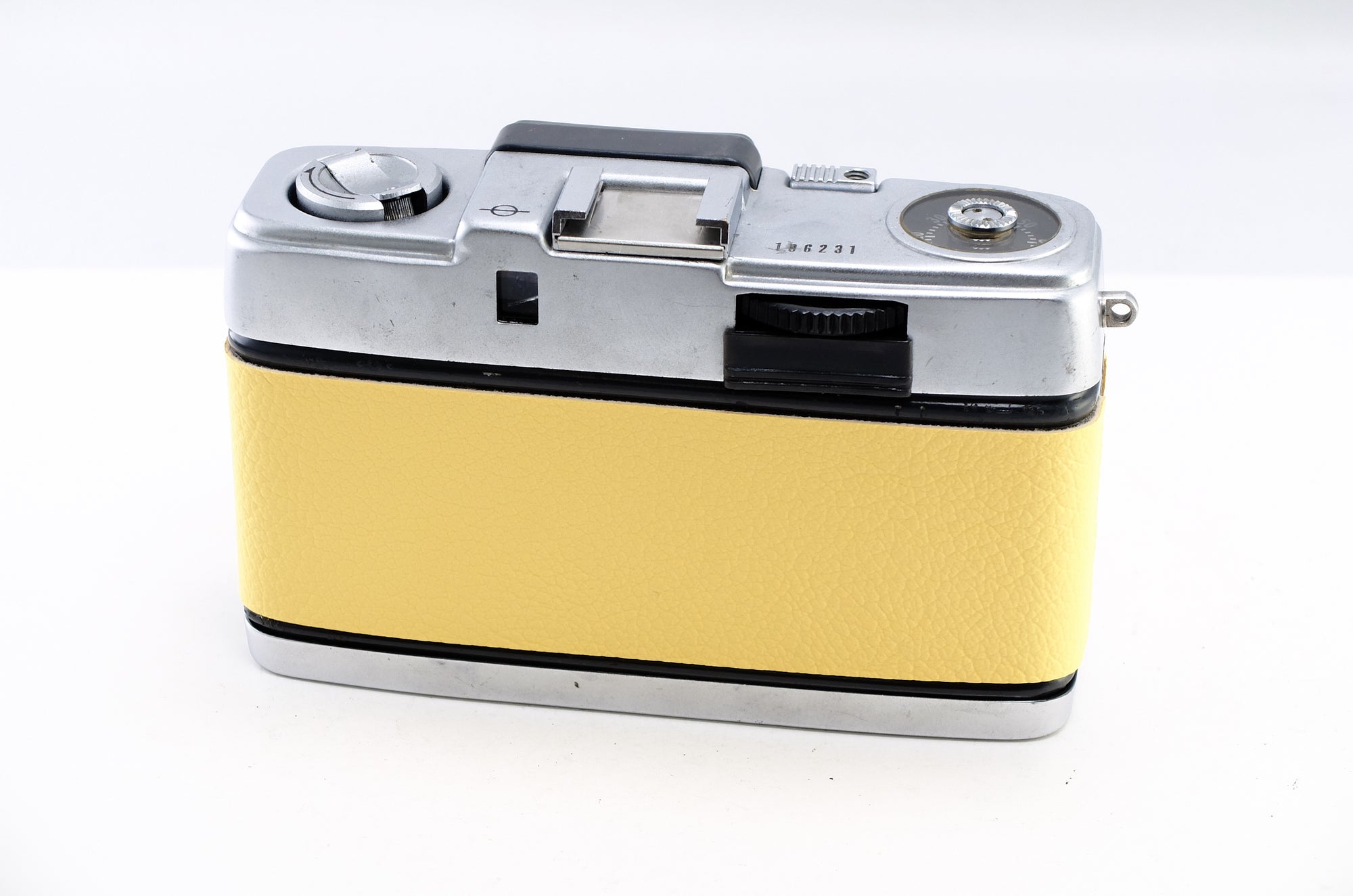 【OLYMPUS】PEN (Egg Yellow)　#1307122711136 | 東京CAMERA