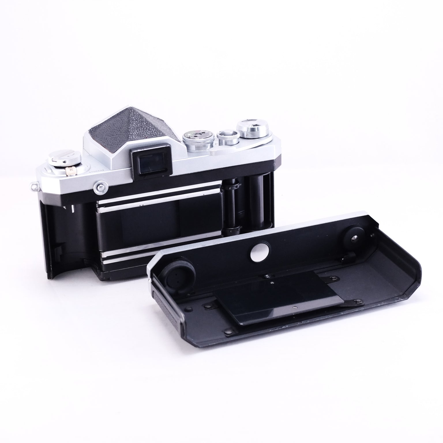 Nikon  F アイレベル (silver) 670万台 *整備品