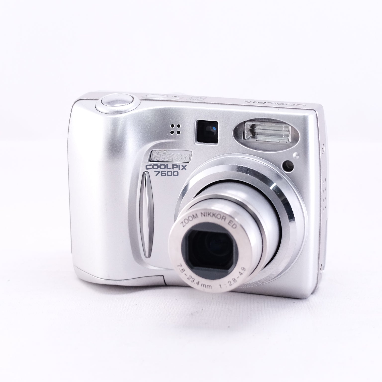 Nikon COOLPIX 7600（メモリーカード&電池付き）