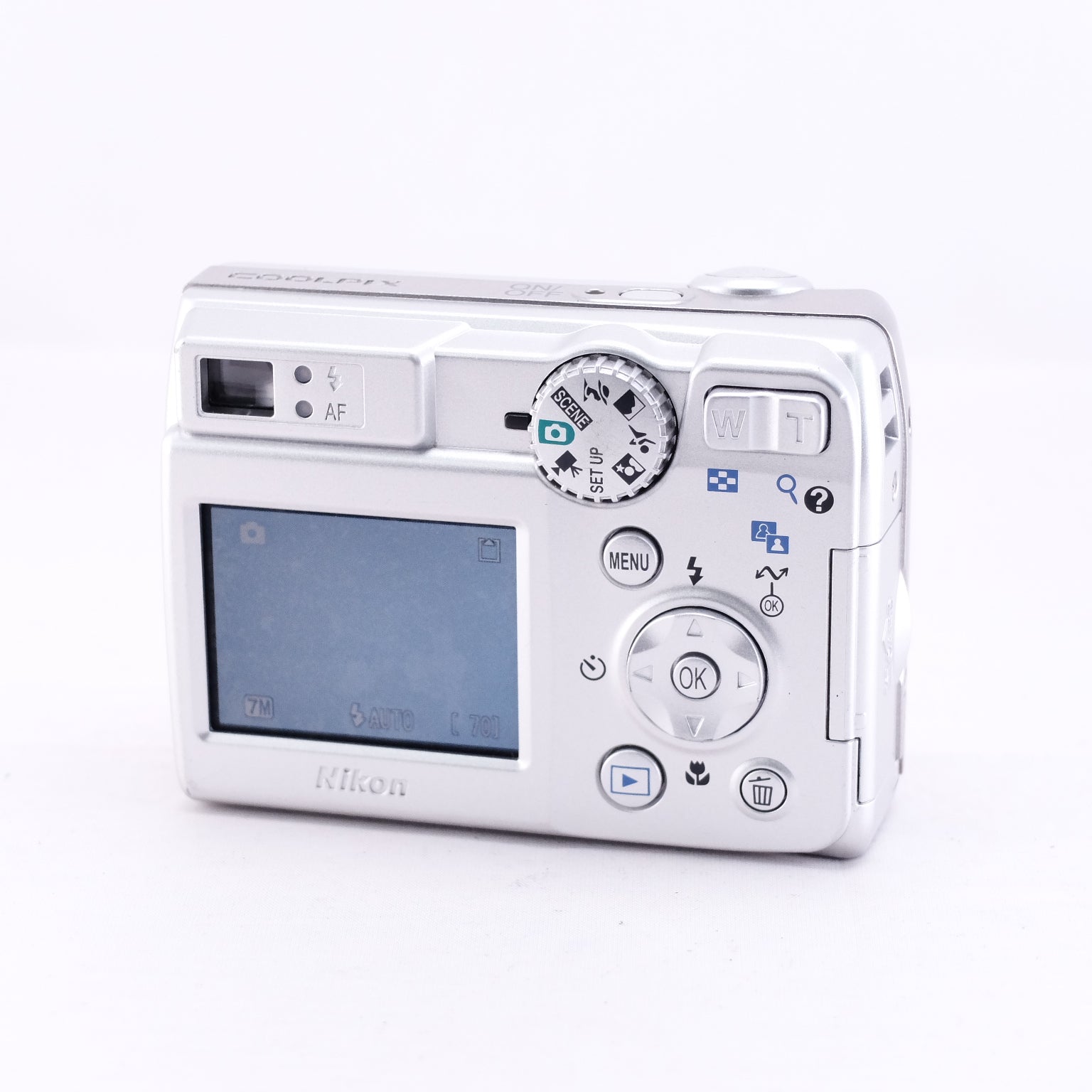 Nikon COOLPIX 7600（メモリーカード&電池付き）